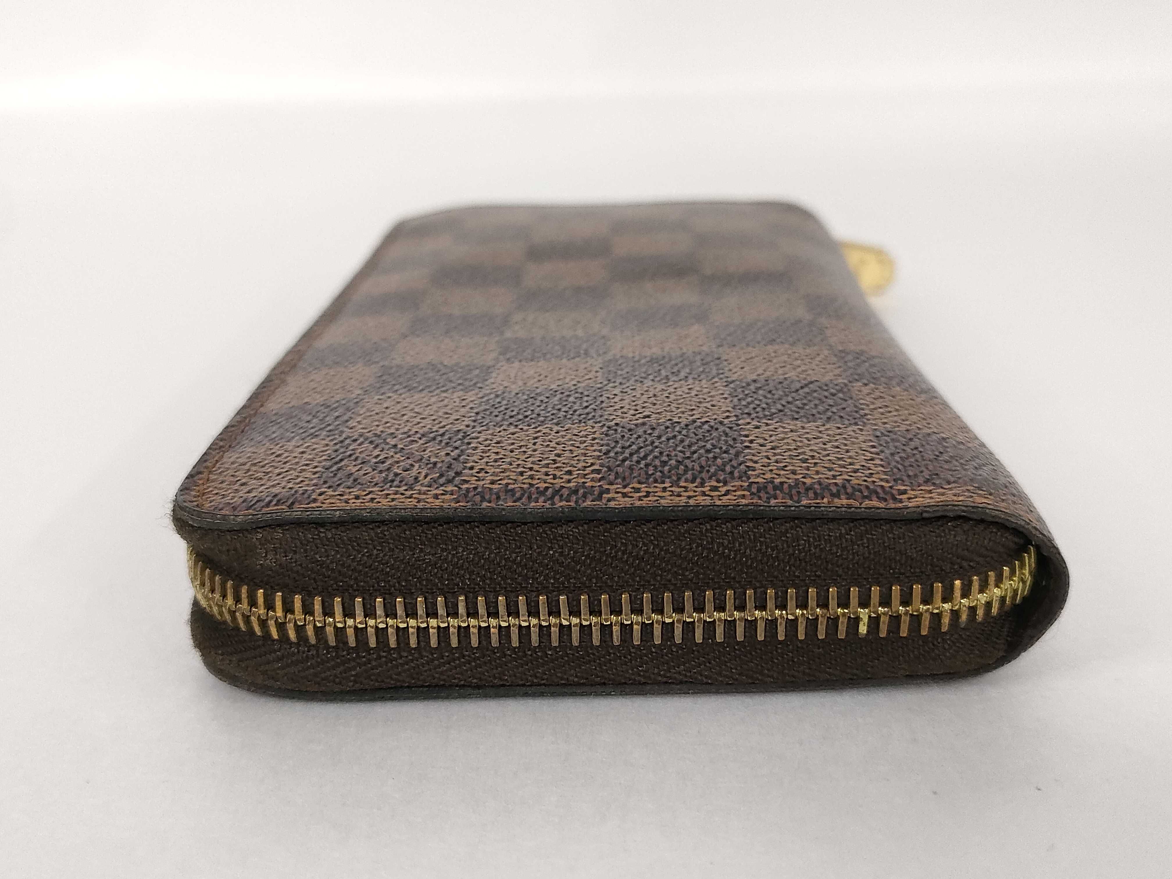 Damier Zippy Wallet — view 4