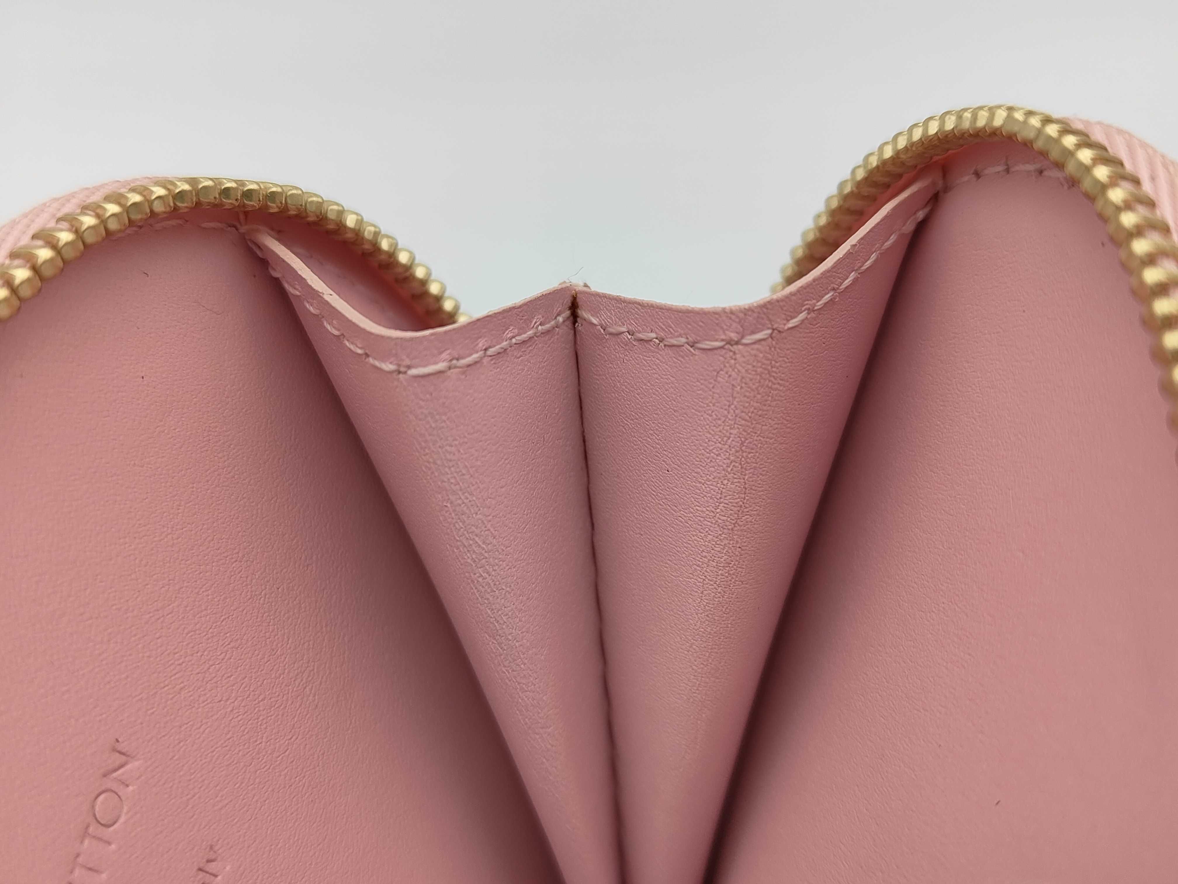 Monogram Vernis Portemonnaie Coeur Coin Case — view 4