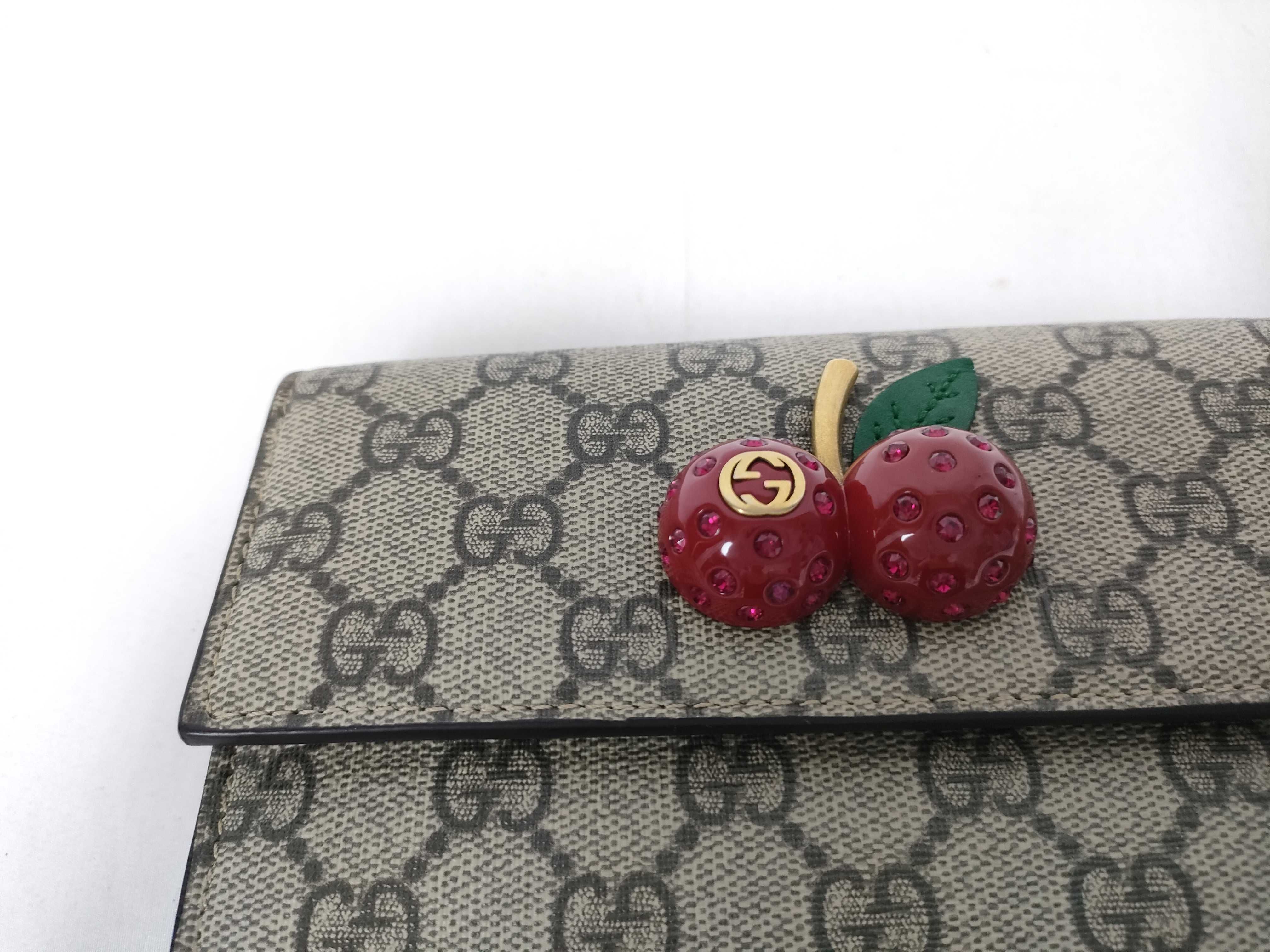 GG Supreme Cherry Chain Bag Shoulder Bag — view 6