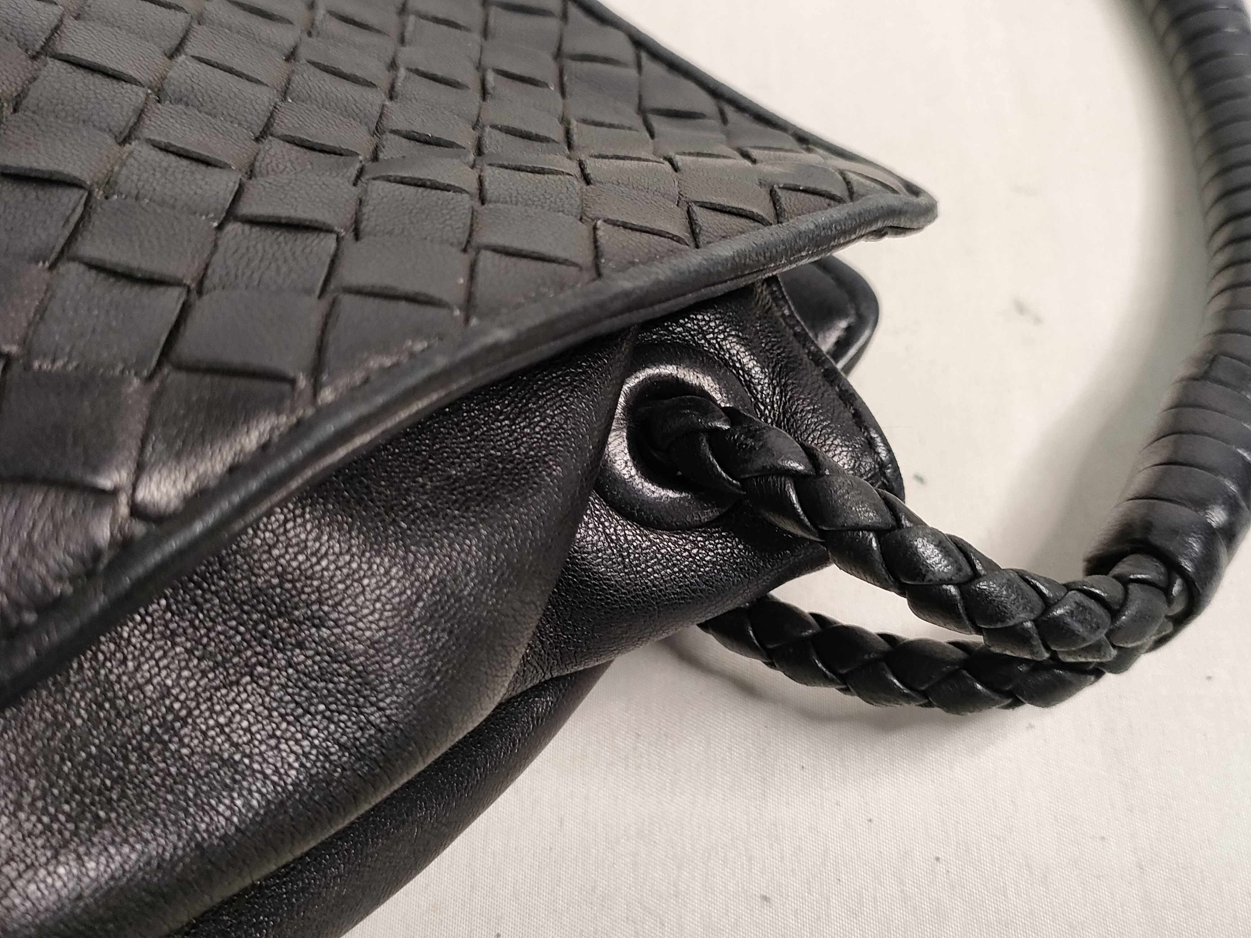 Intrecciato Leather Shoulder Bag, Black, 115655 (Shoulder Bag) — view 5
