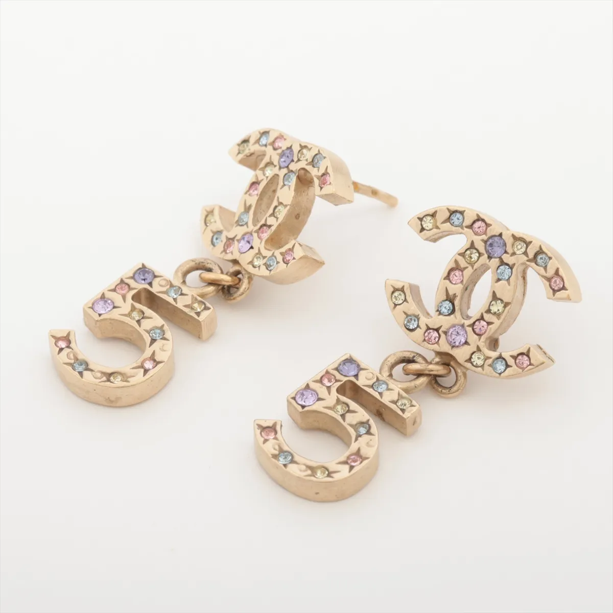 Coco Mark No. 5 06A Earrings (Pair) GP x Rhinestone Gold. — view 3