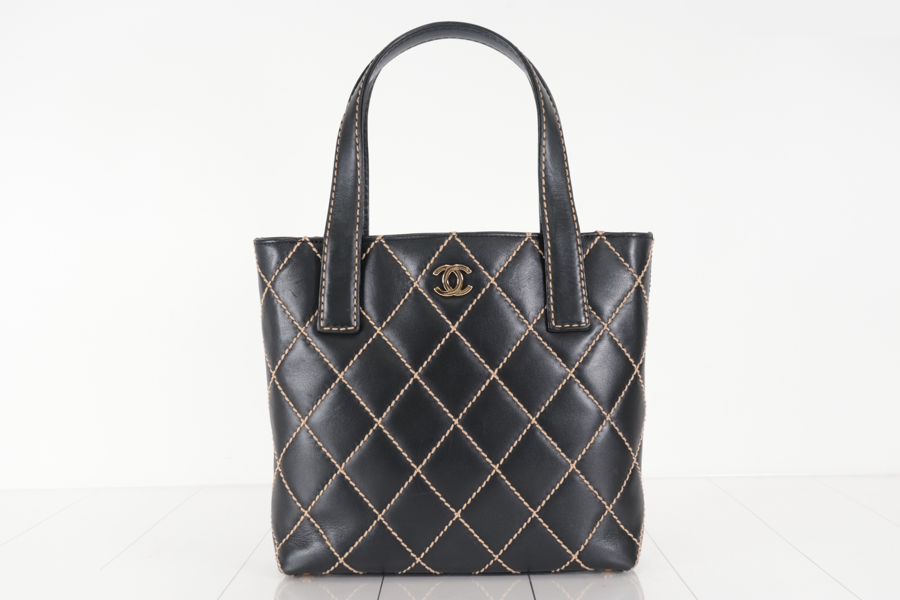 Calfskin tote bag, item number 7. — view 2
