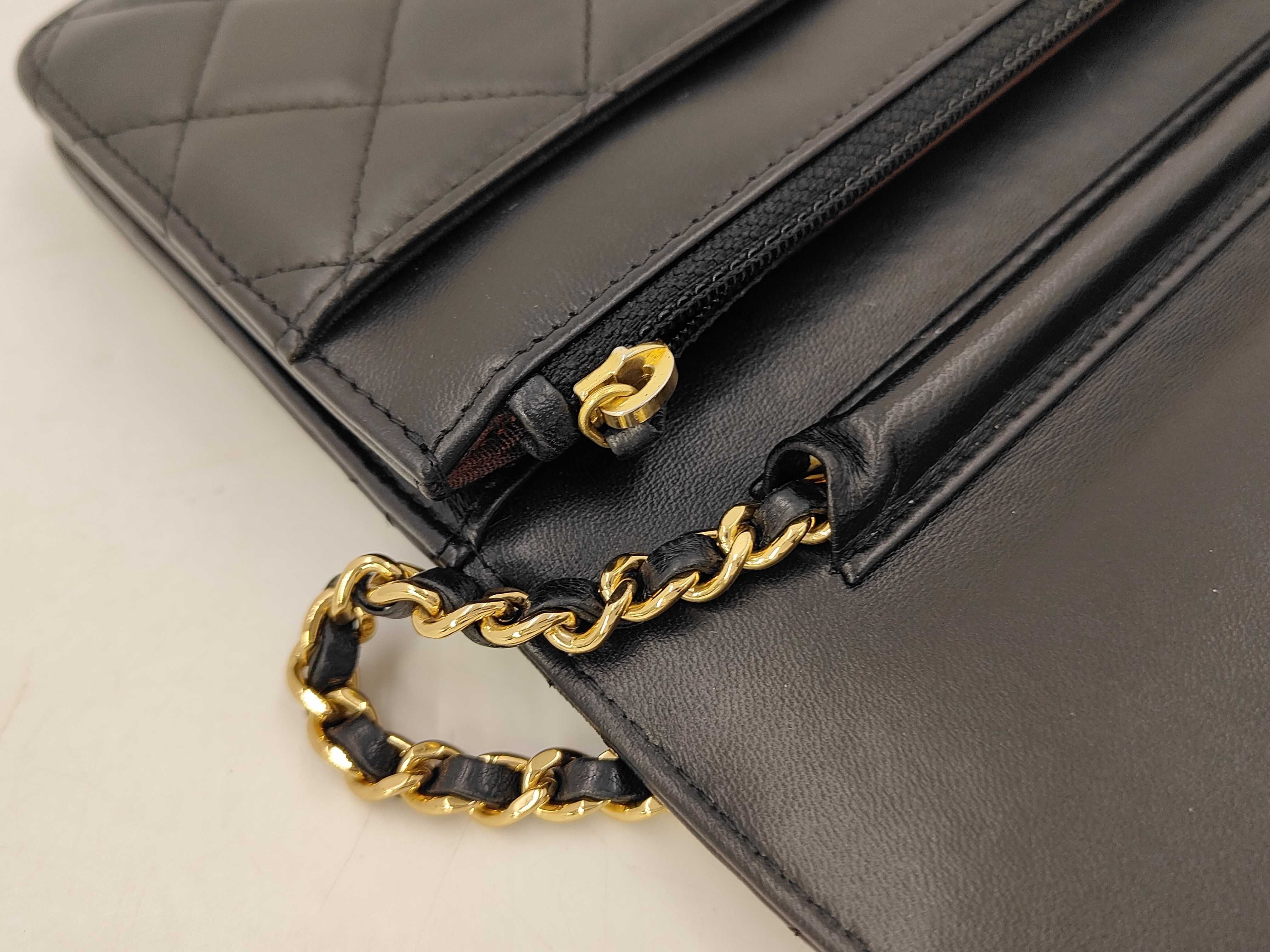 WOC Chain Shoulder Bag — view 7