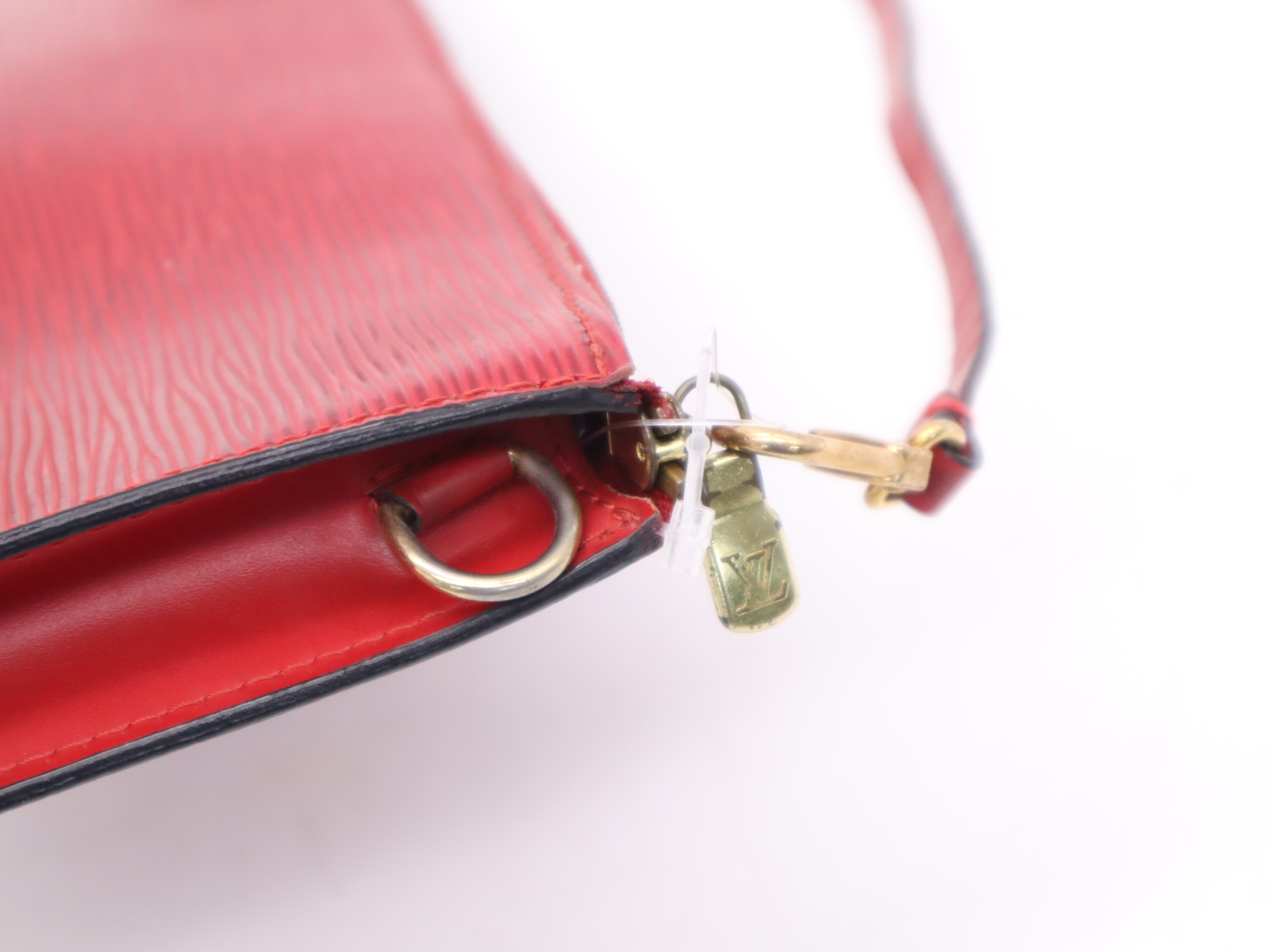 M52947 Epi Pochette Accessoires Castilian Red Pouch — view 7