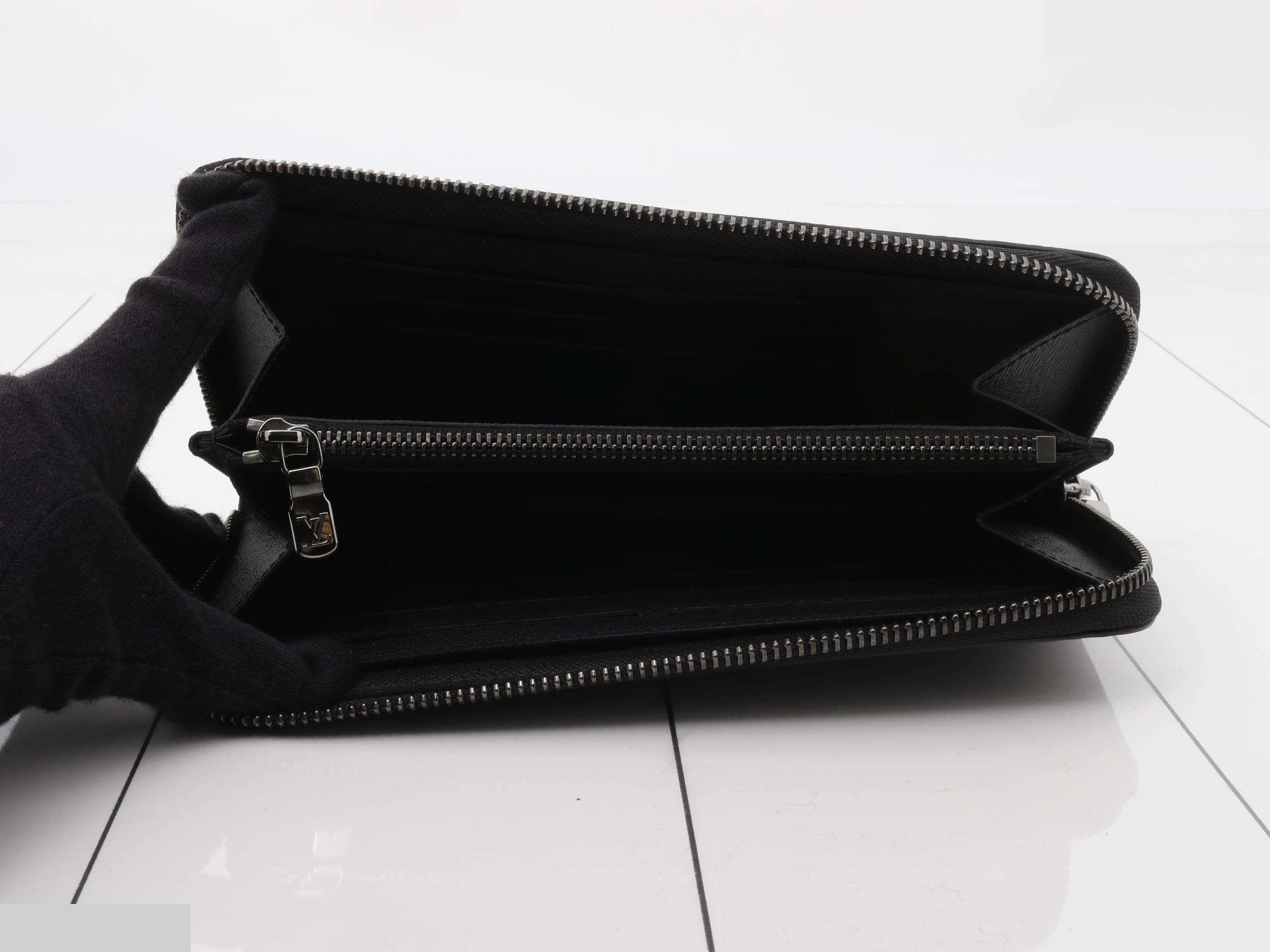 Eclipse Zippy Wallet Horizontal IC Chip — view 4