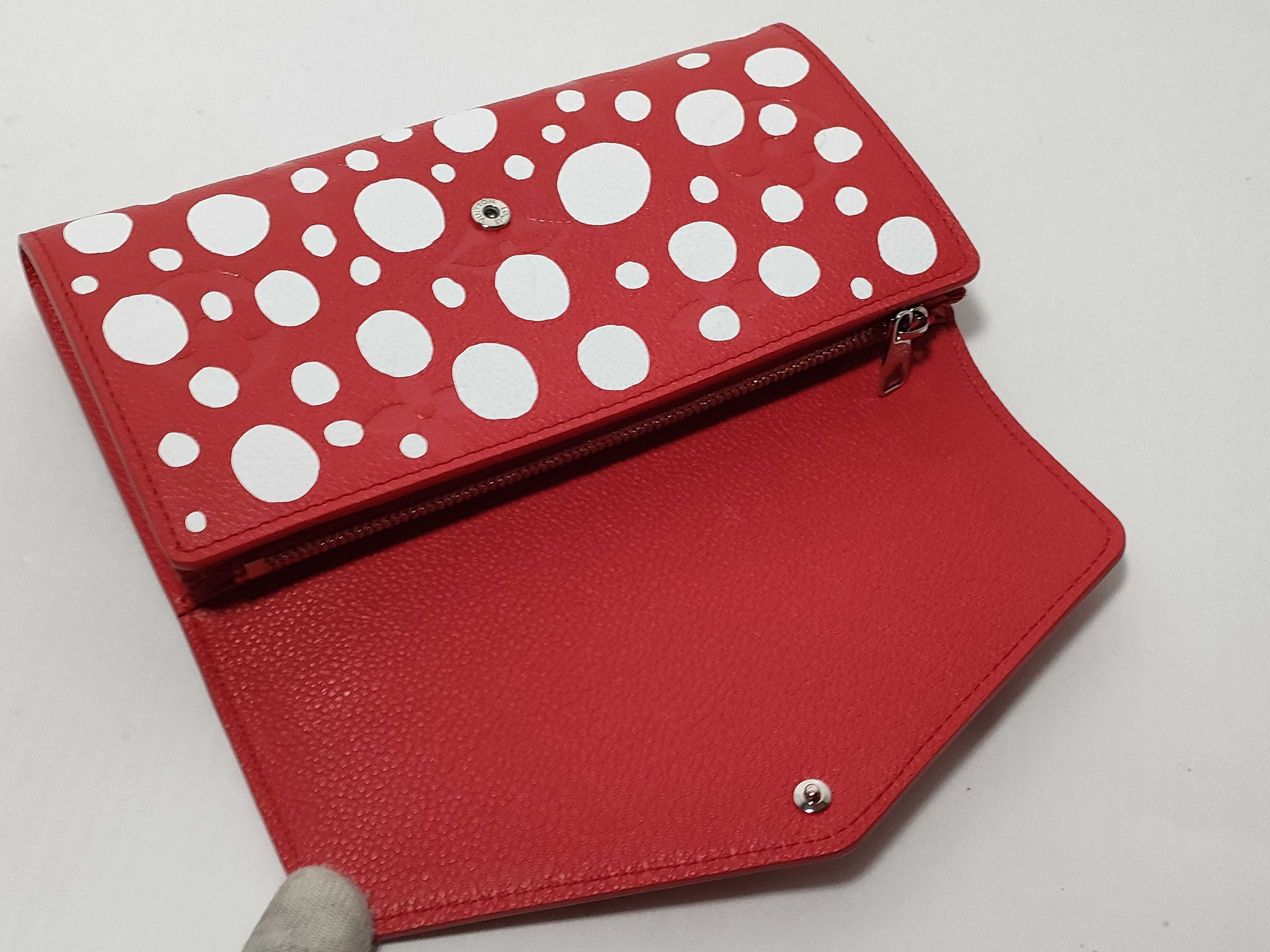 Monogram Yayoi Kusama Portefeuille Sarah Wallet — view 12