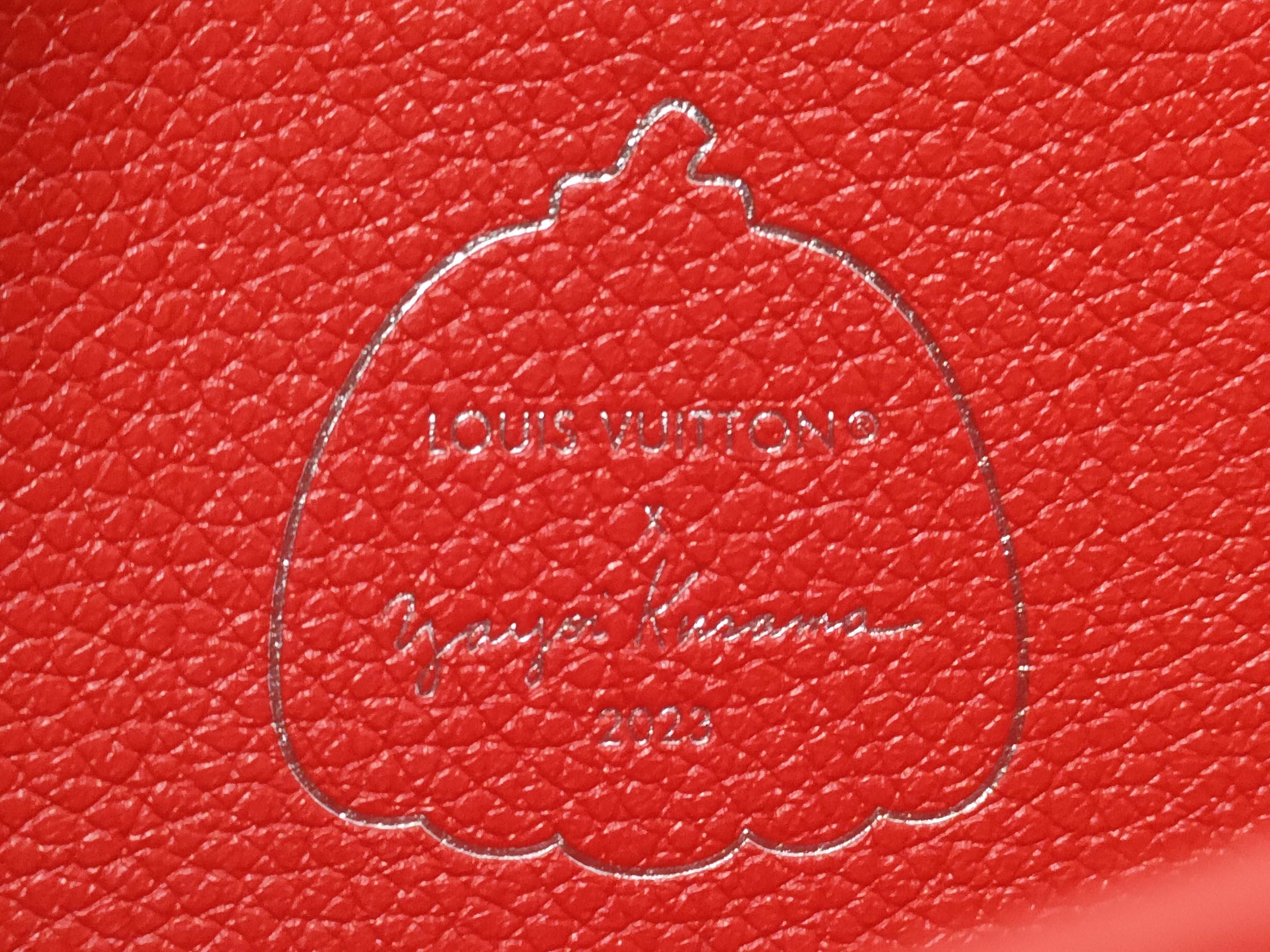 Monogram Yayoi Kusama Portefeuille Sarah Wallet — view 14