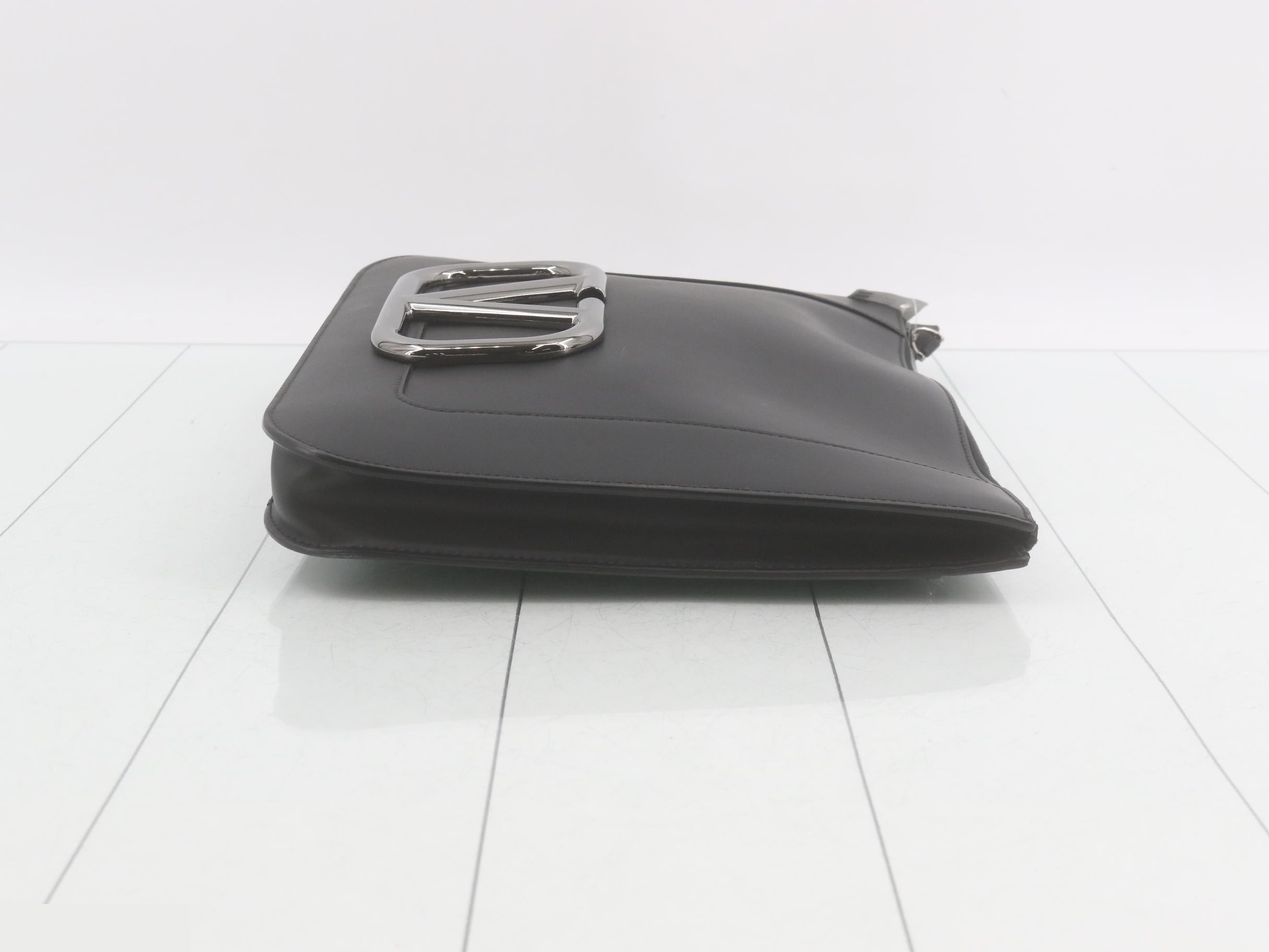 Leather shoulder bag — view 3