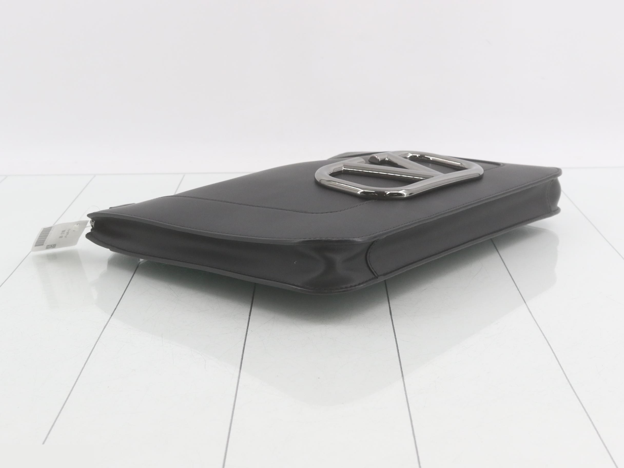 Leather shoulder bag — view 5