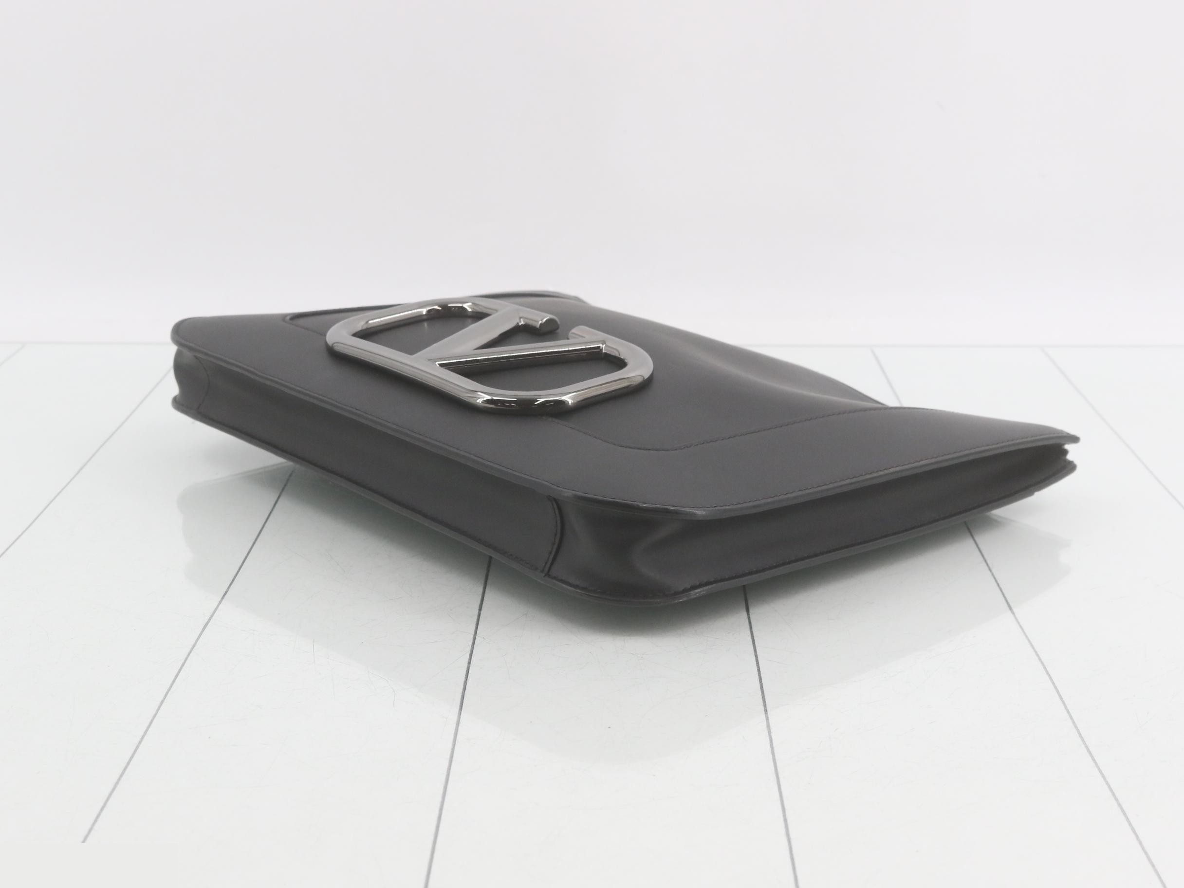 Leather shoulder bag — view 6