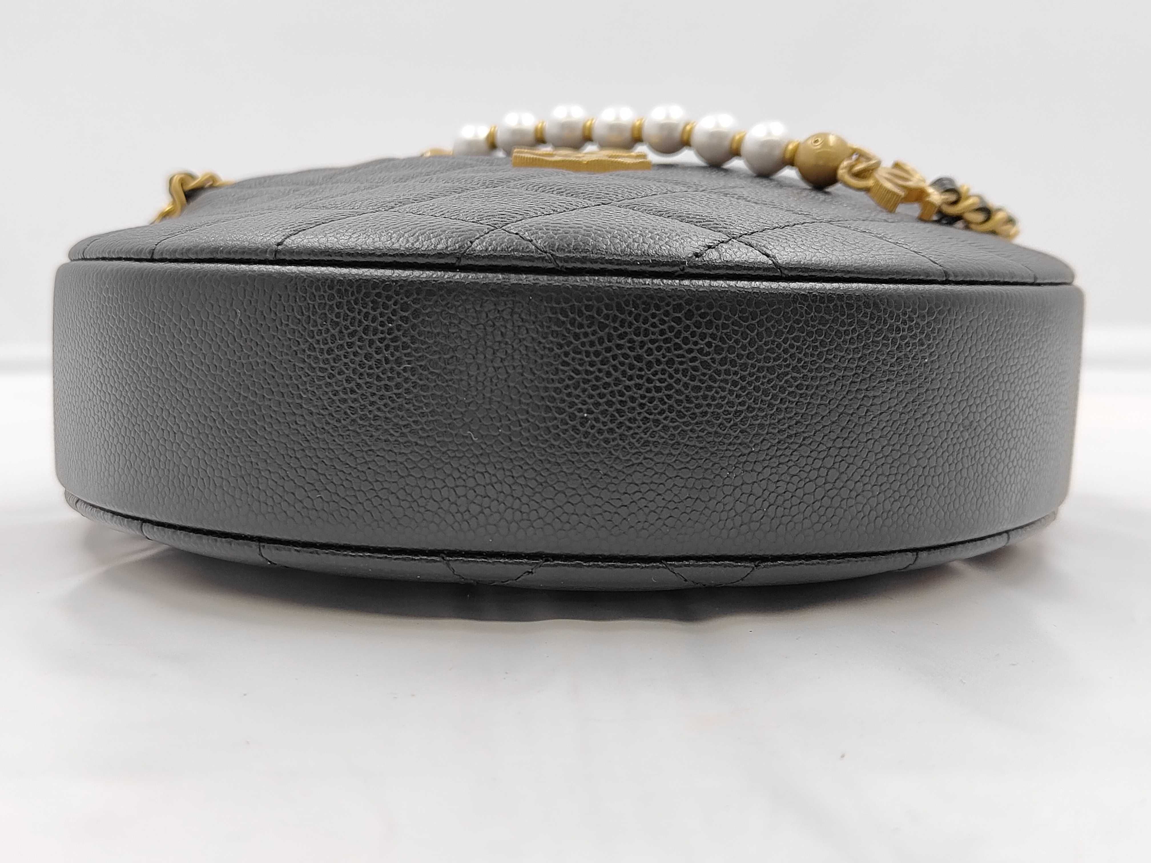 Matelassé handbag, caviar leather, black bag — view 8