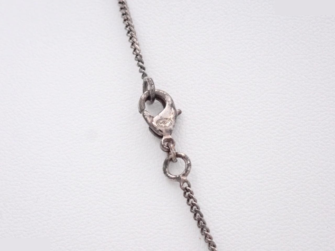 Necklace, with markings, 00V — view 2
