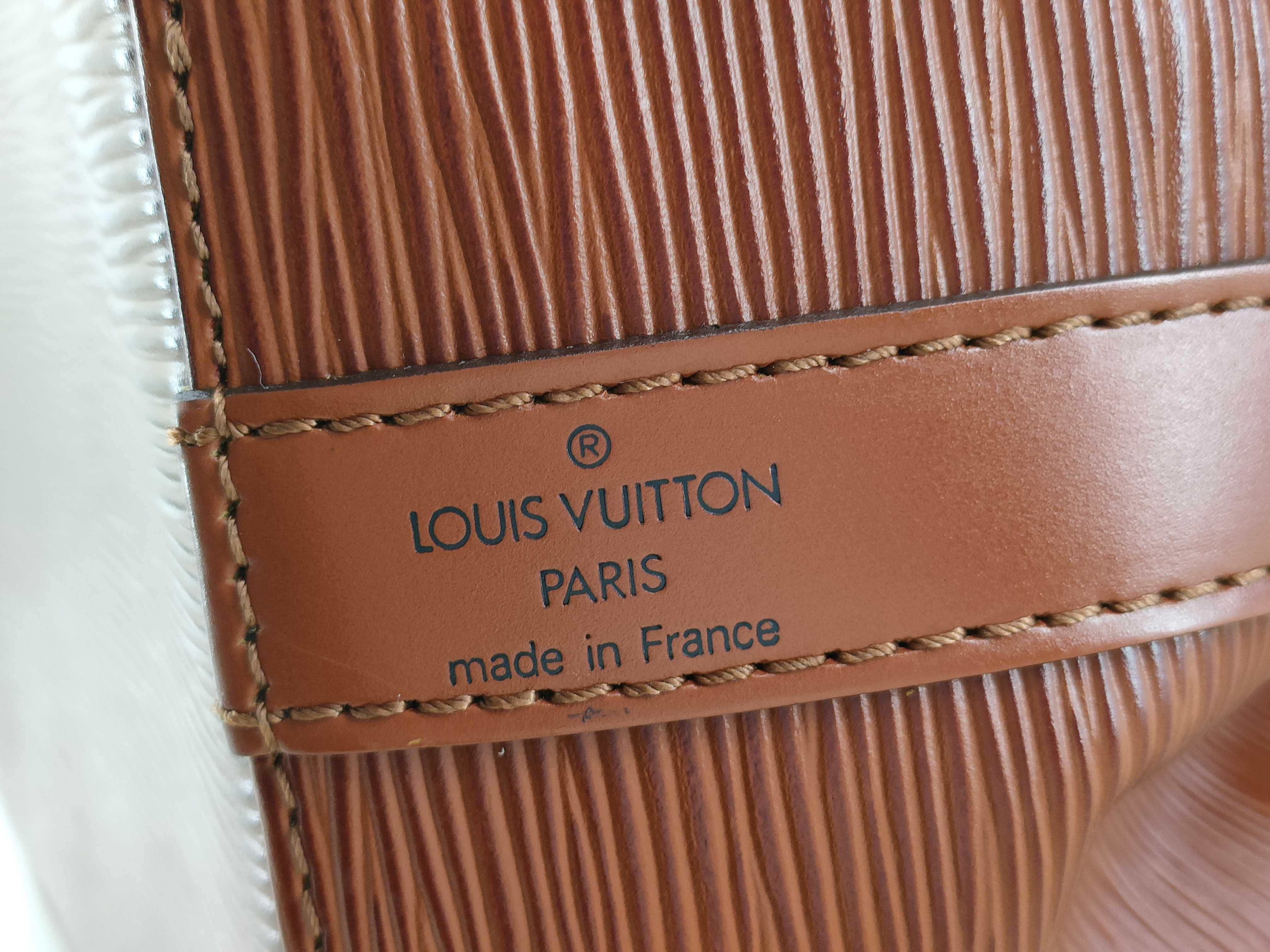 Epi Petit Noé M44103 Brown AR0094 Shoulder Bag — view 5