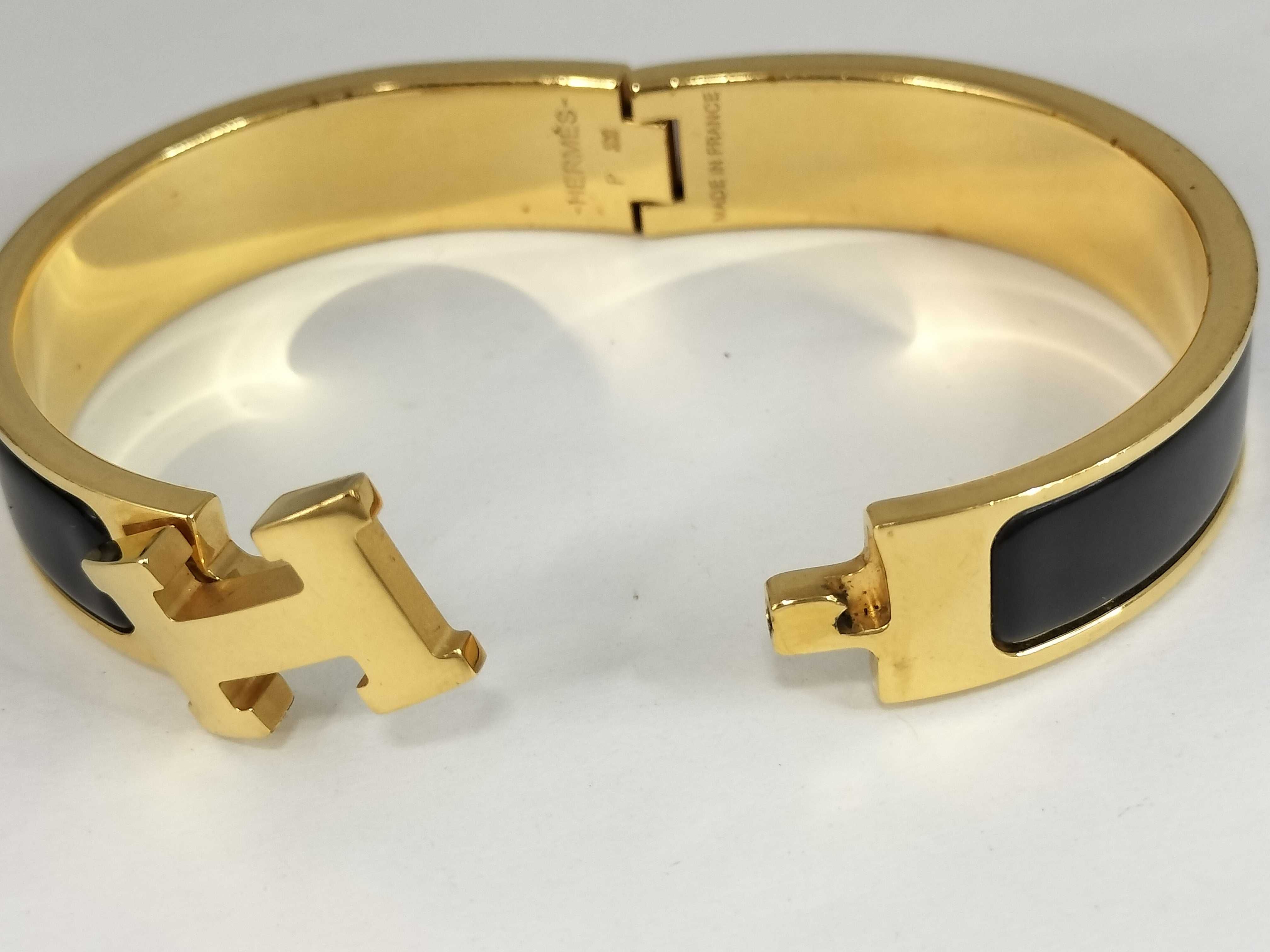 Clic Clac Gold Bracelet (Bracelet/Bangle) — view 2