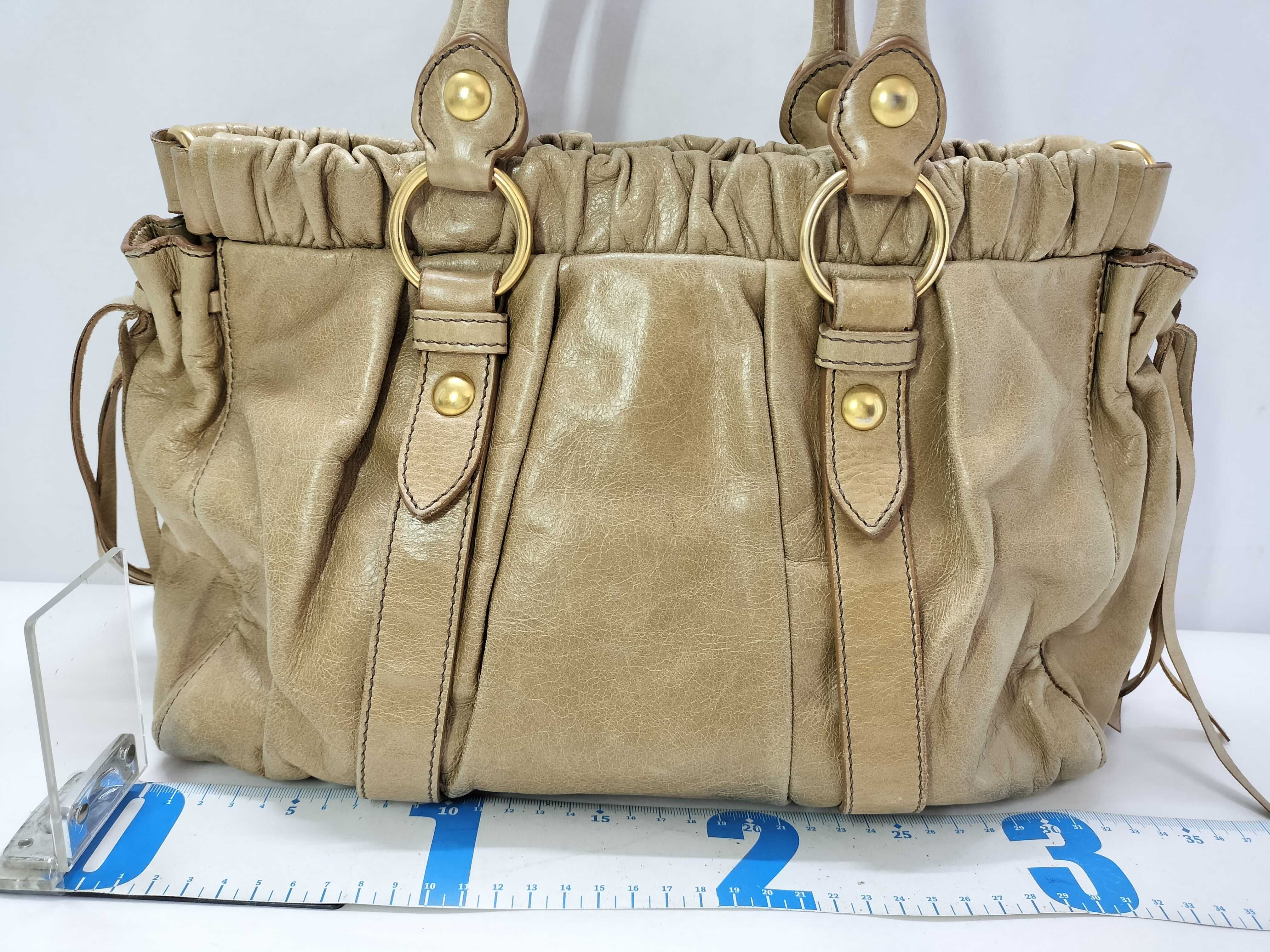 handbag — view 2