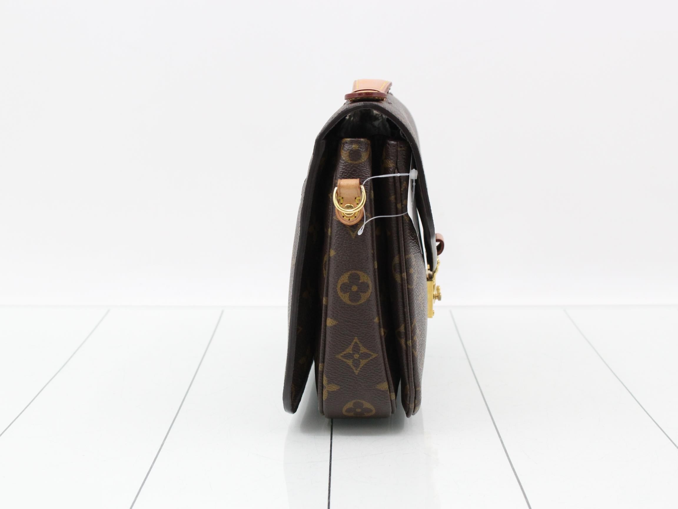 Monogram Pochette Metis MM 2-Way Handbag — view 4