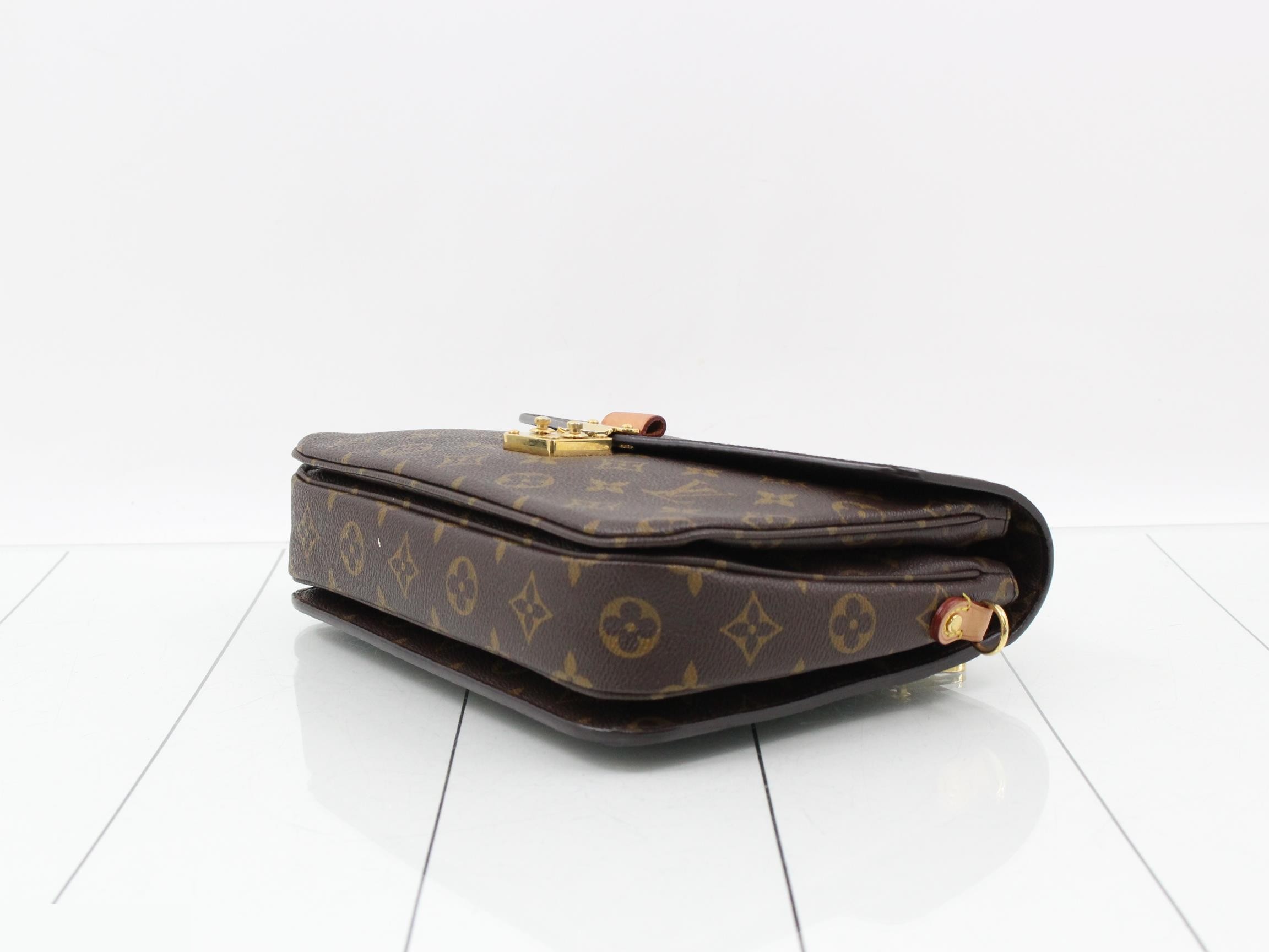 Monogram Pochette Metis MM 2-Way Handbag — view 6