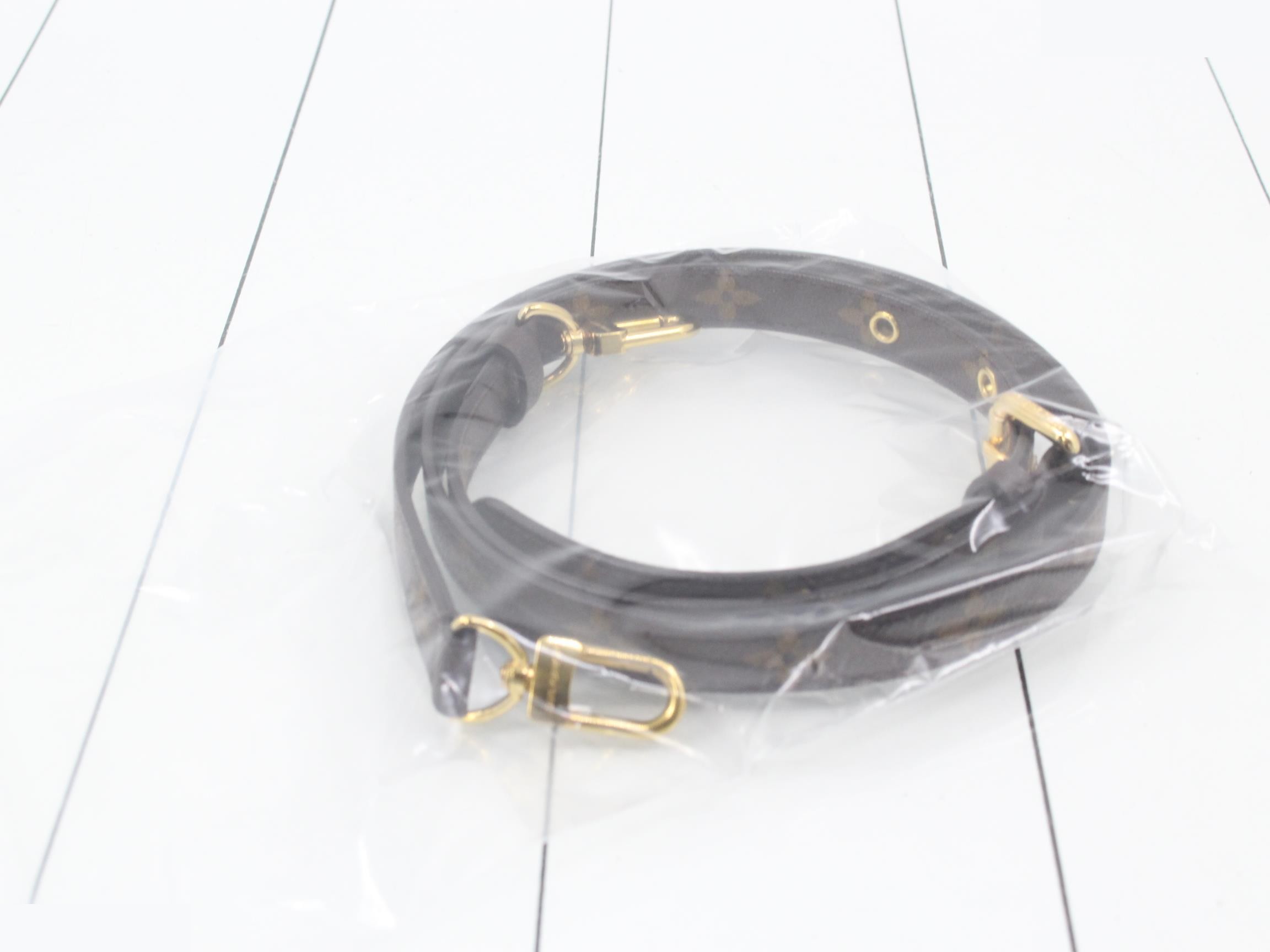 Monogram Pochette Metis MM 2-Way Handbag — view 7