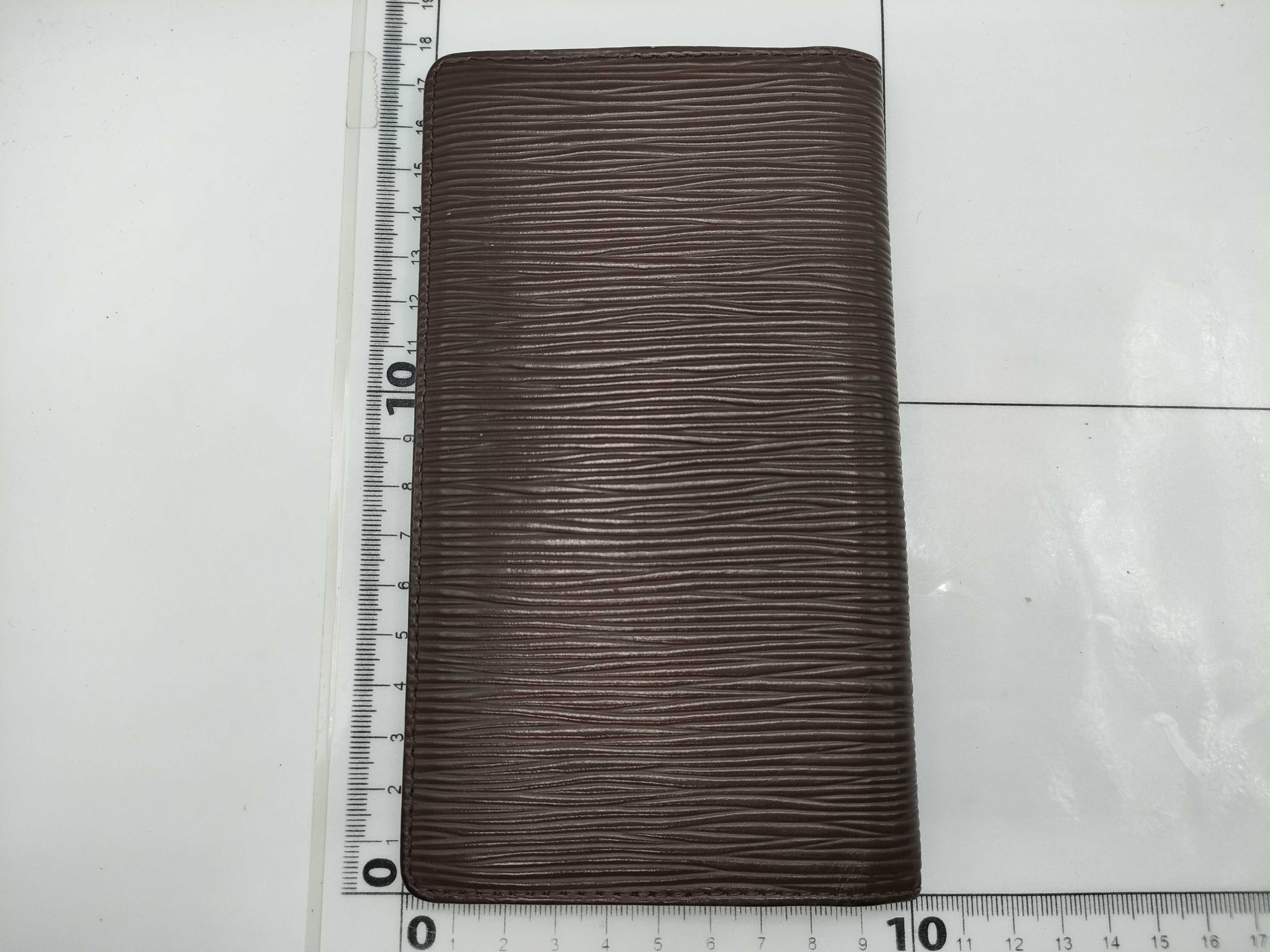 Epi Leather Cardholder Wallet — view 2