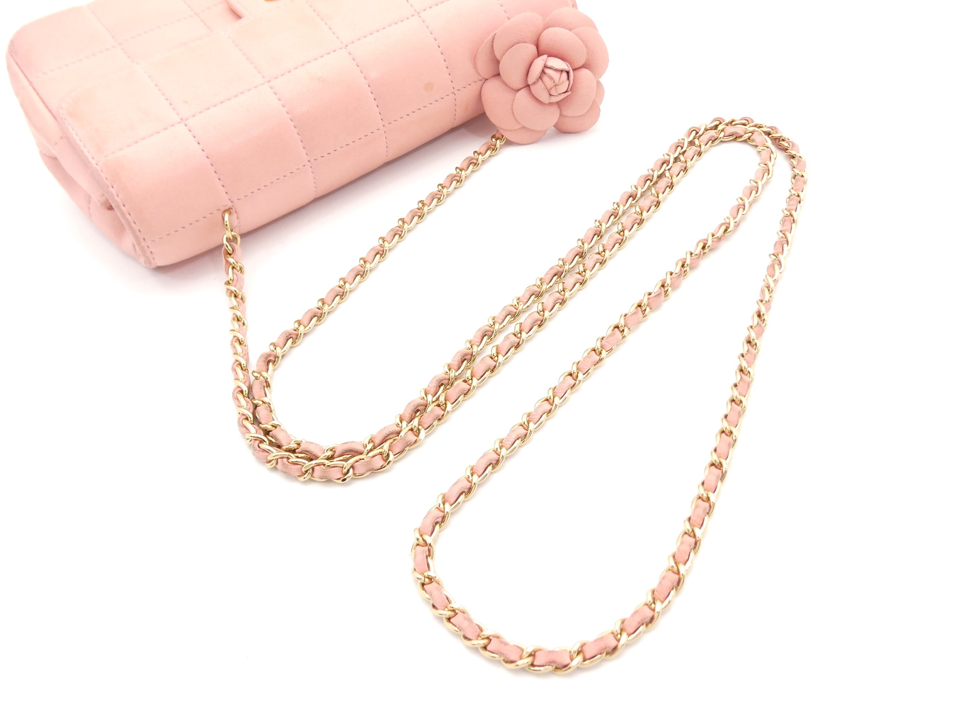 Camellia Chocolate Bar Coco Mark Chain Shoulder Bag — view 6