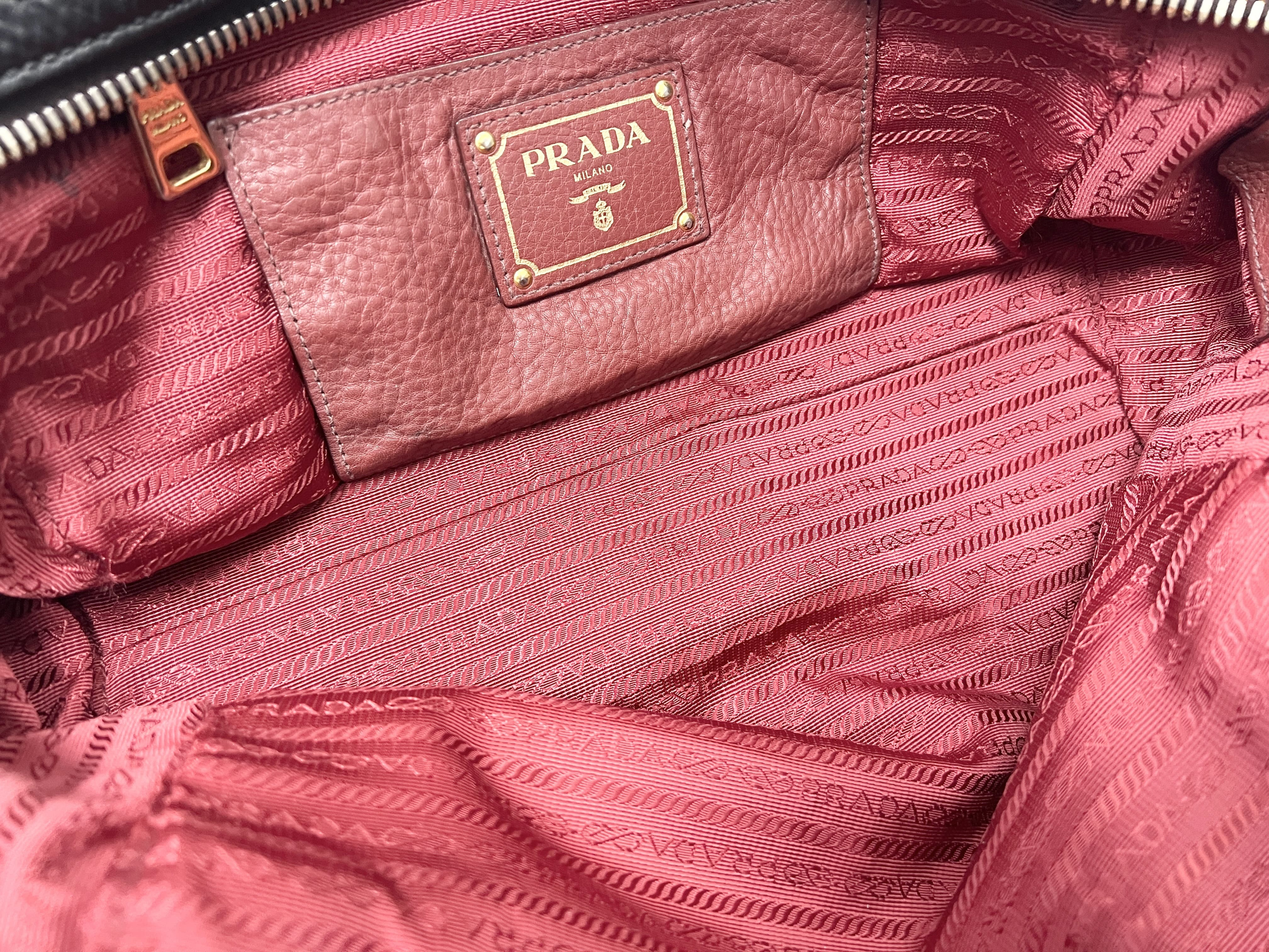 Vitello Daino Logo Leather Boston Bag, Handbag, Shoulder Bag — view 5