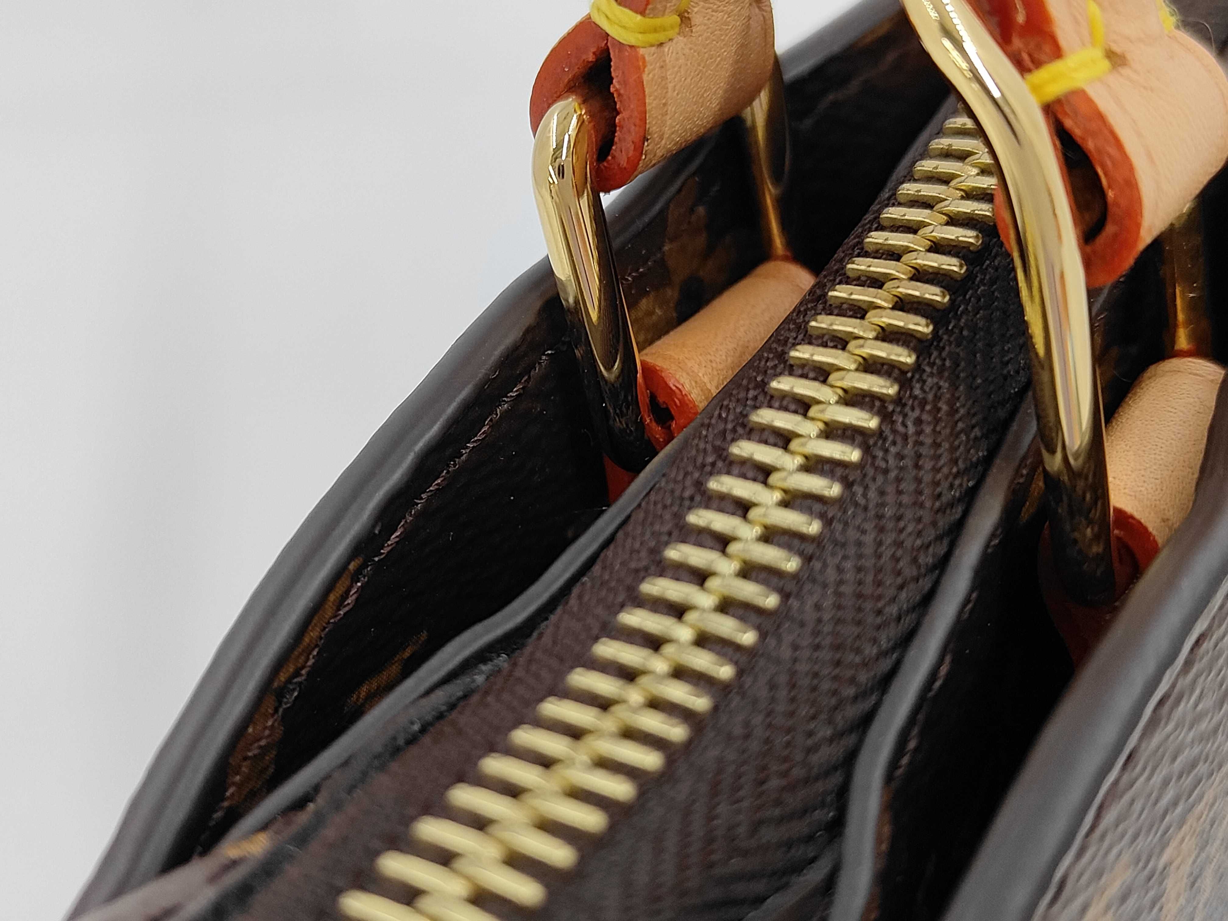 Monogram 2287 Petit Palais PM M45900 Handbag — view 4