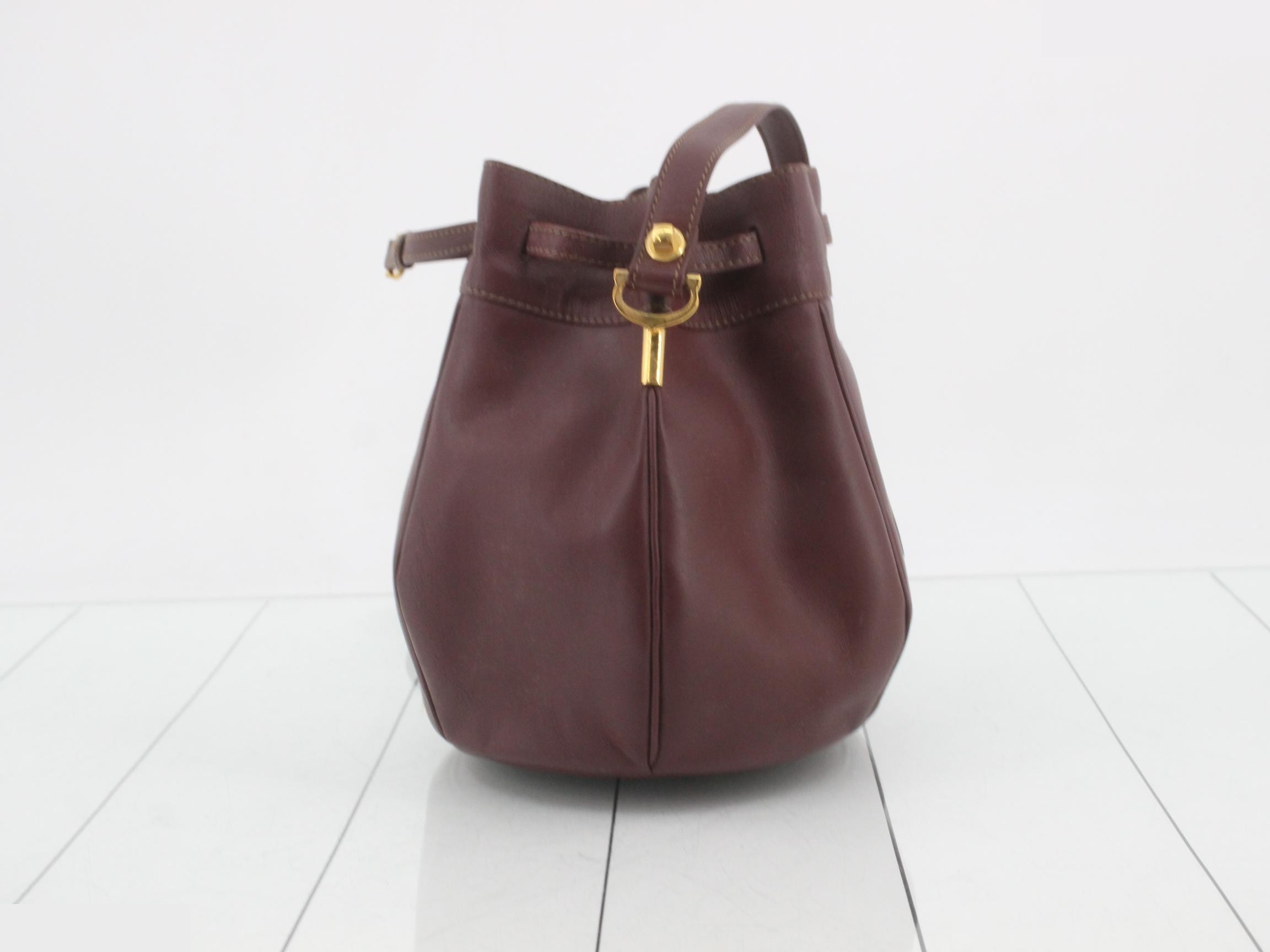 Must Line (Bag) - Shoulder Bag — view 3