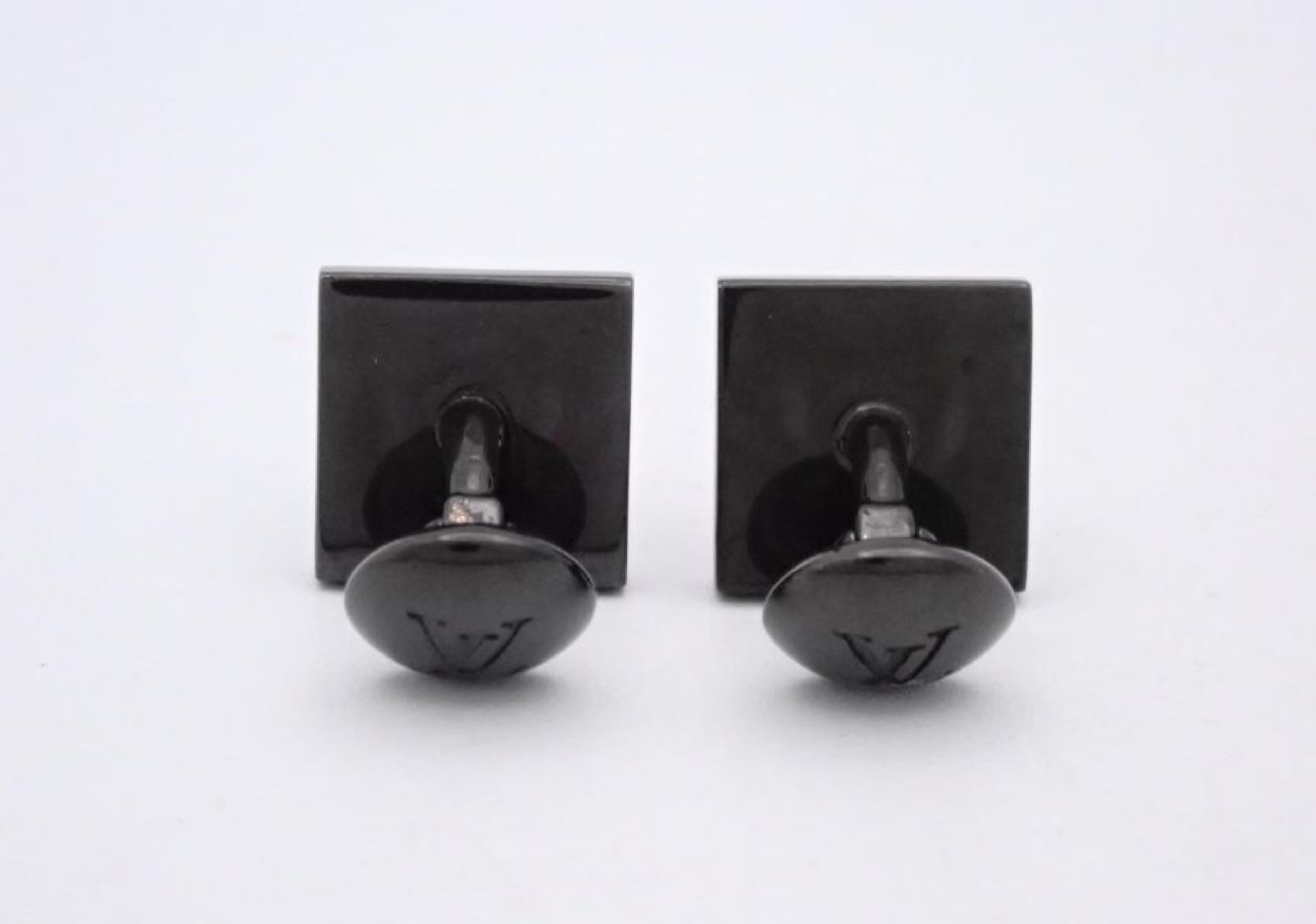 Cufflinks M64193 Damier Case Included Tie Clip & Cufflinks — view 3