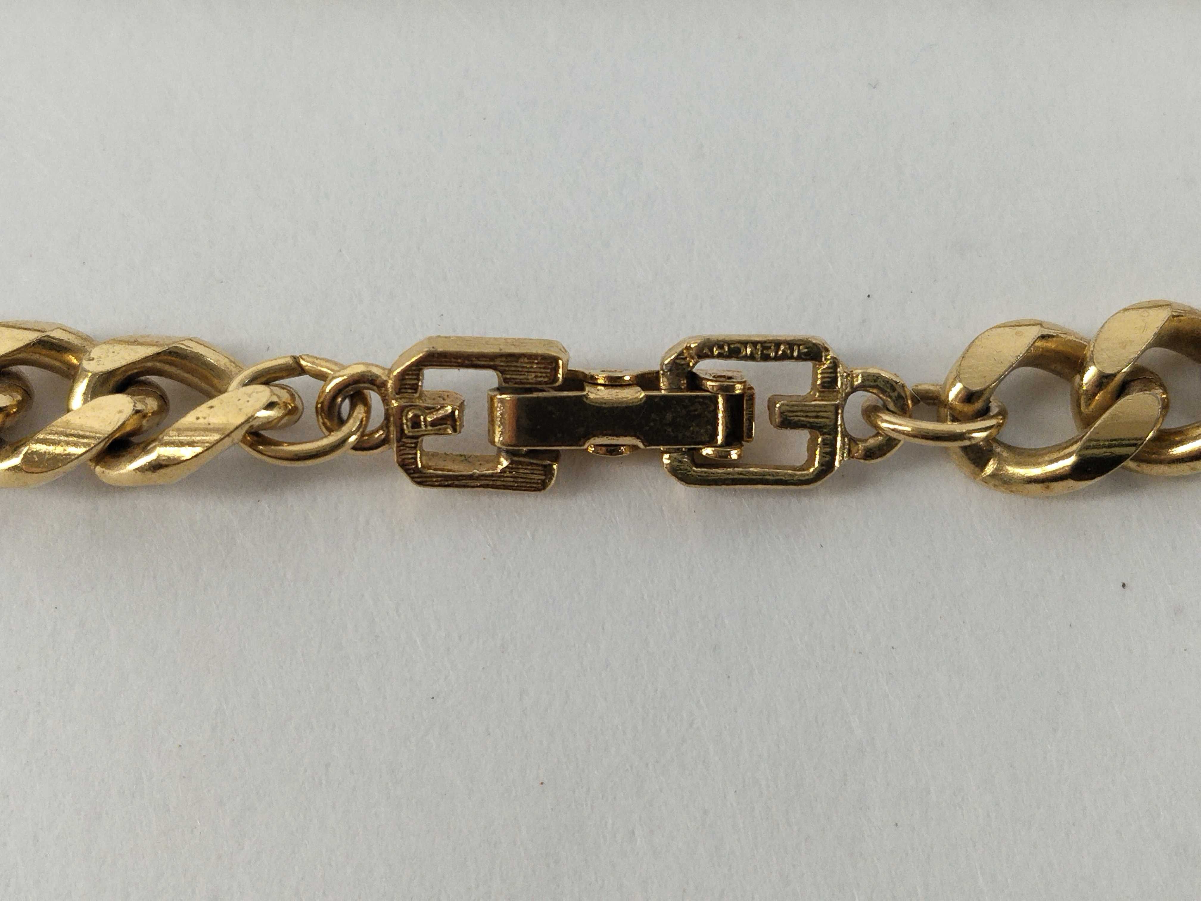 Gold Cuban Link Chain Bracelet (Bracelet/Bangle) — view 4