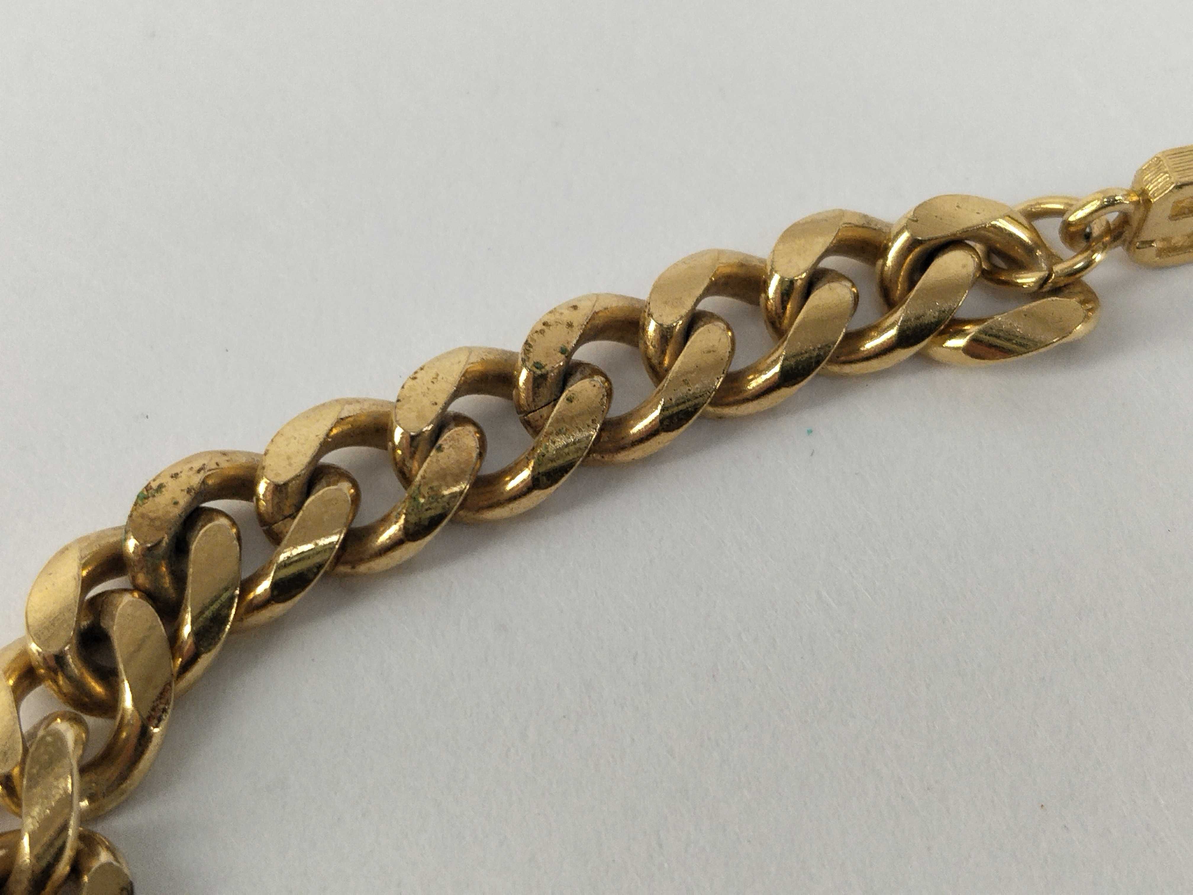 Gold Cuban Link Chain Bracelet (Bracelet/Bangle) — view 9