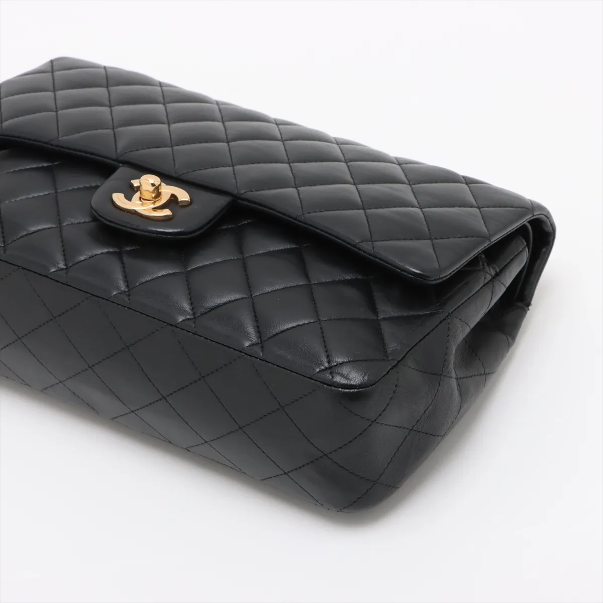 [Individually packaged] Chanel Matelassé 25 Lambskin Double Flap Double Chain Bag, Black with Gold Hardware, 13451534, Series 13 — view 3