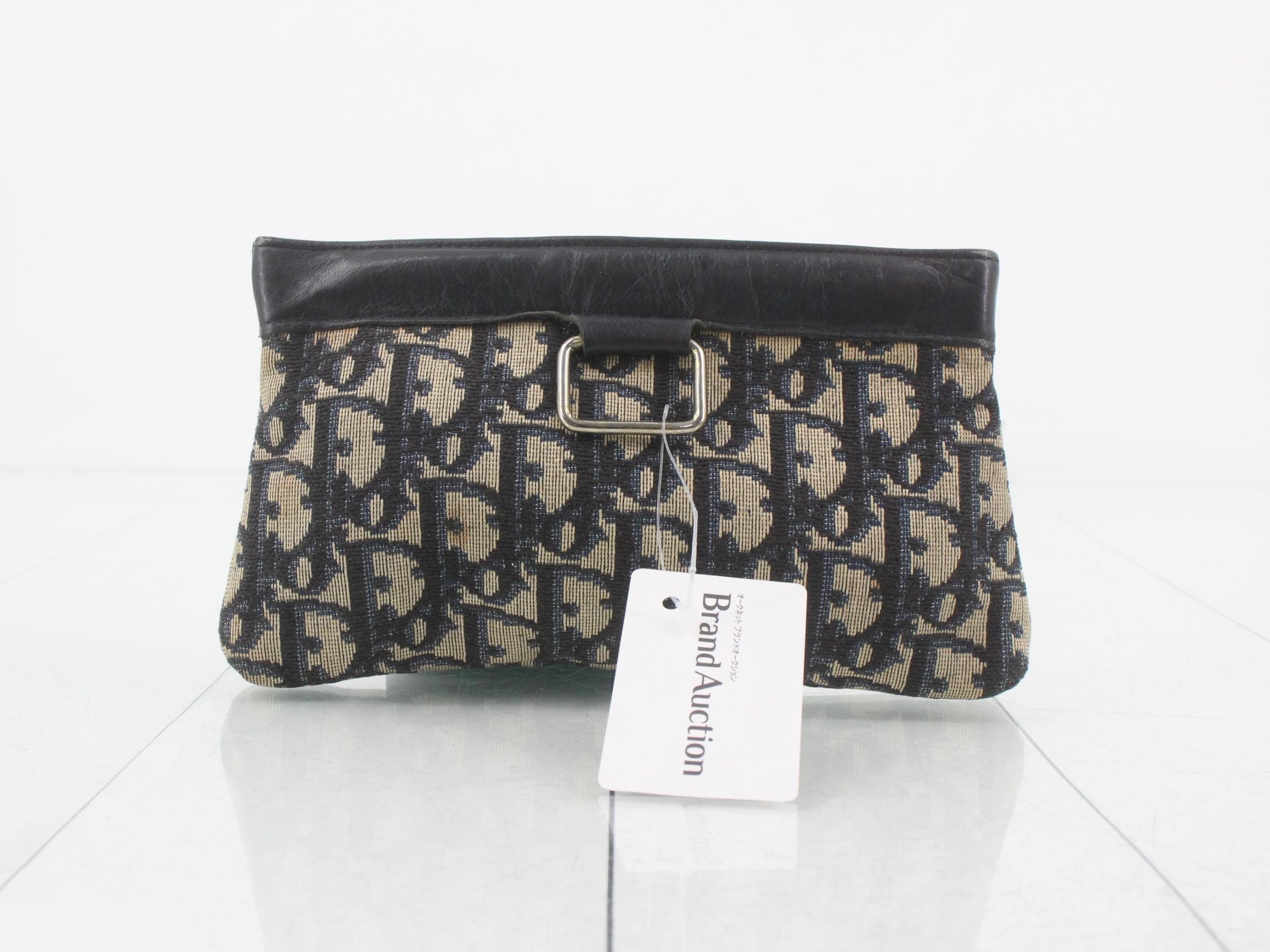 Trotter Pouch — view 2