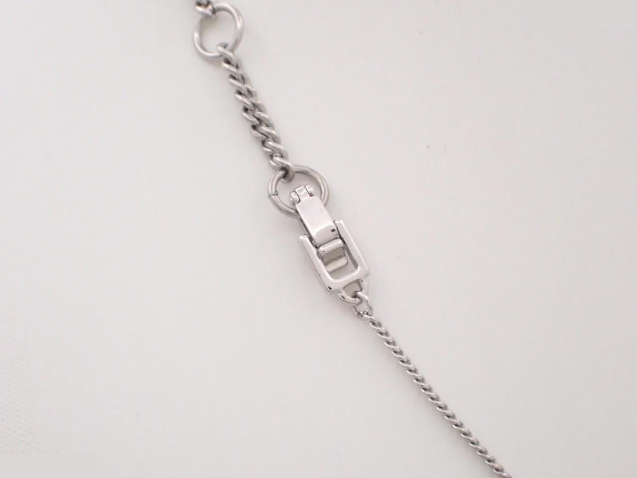 Other lines: Precious metals, necklaces, pendants, chain approximately 46cm. — view 2