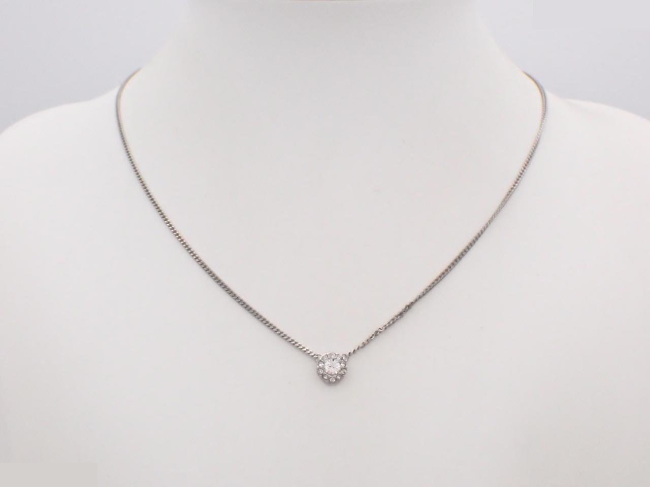 Other lines: Precious metals, necklaces, pendants, chain approximately 46cm. — view 3