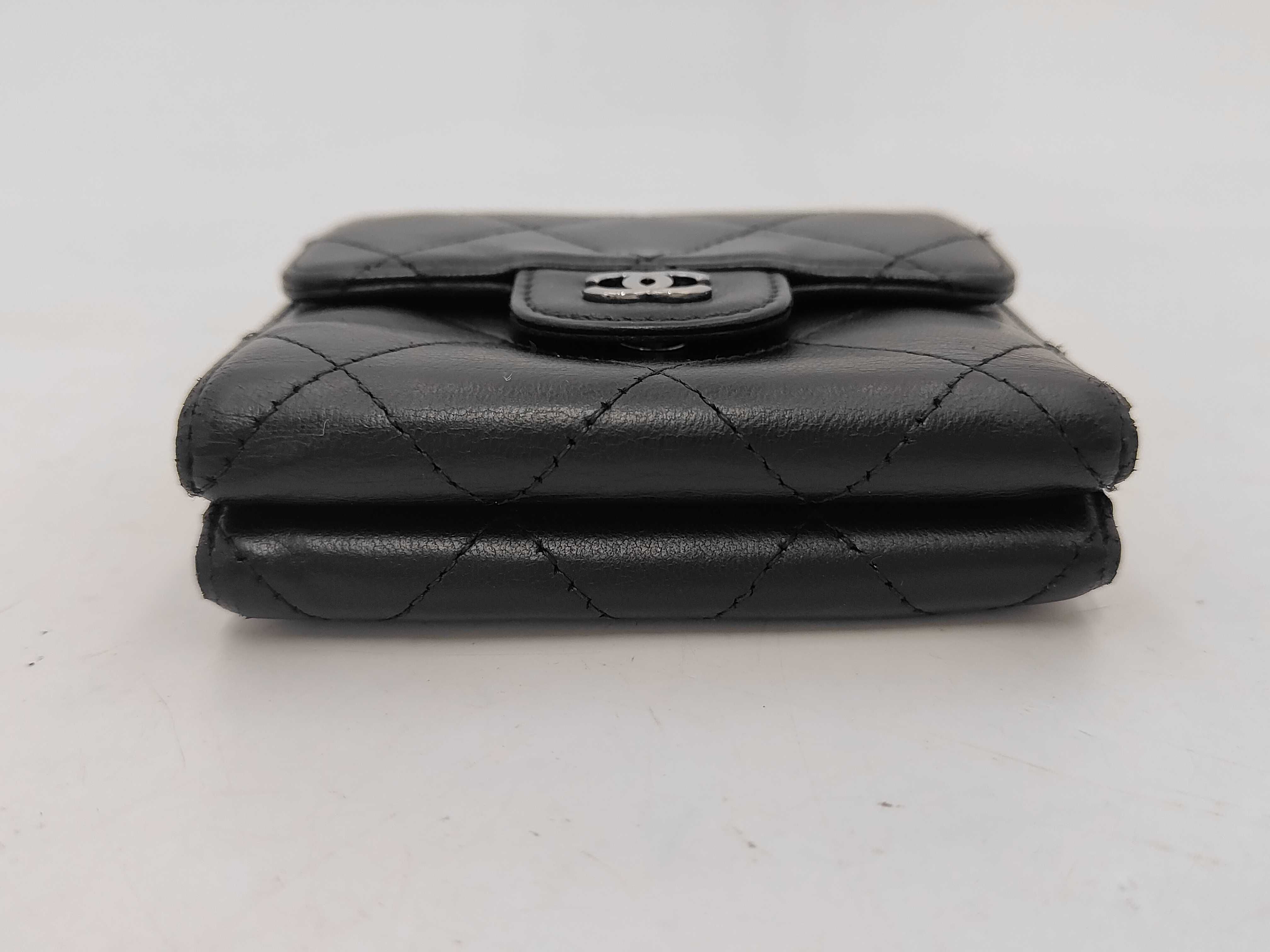 lambskin wallet with Coco Mark and double snap closure, with original seal. — view 3