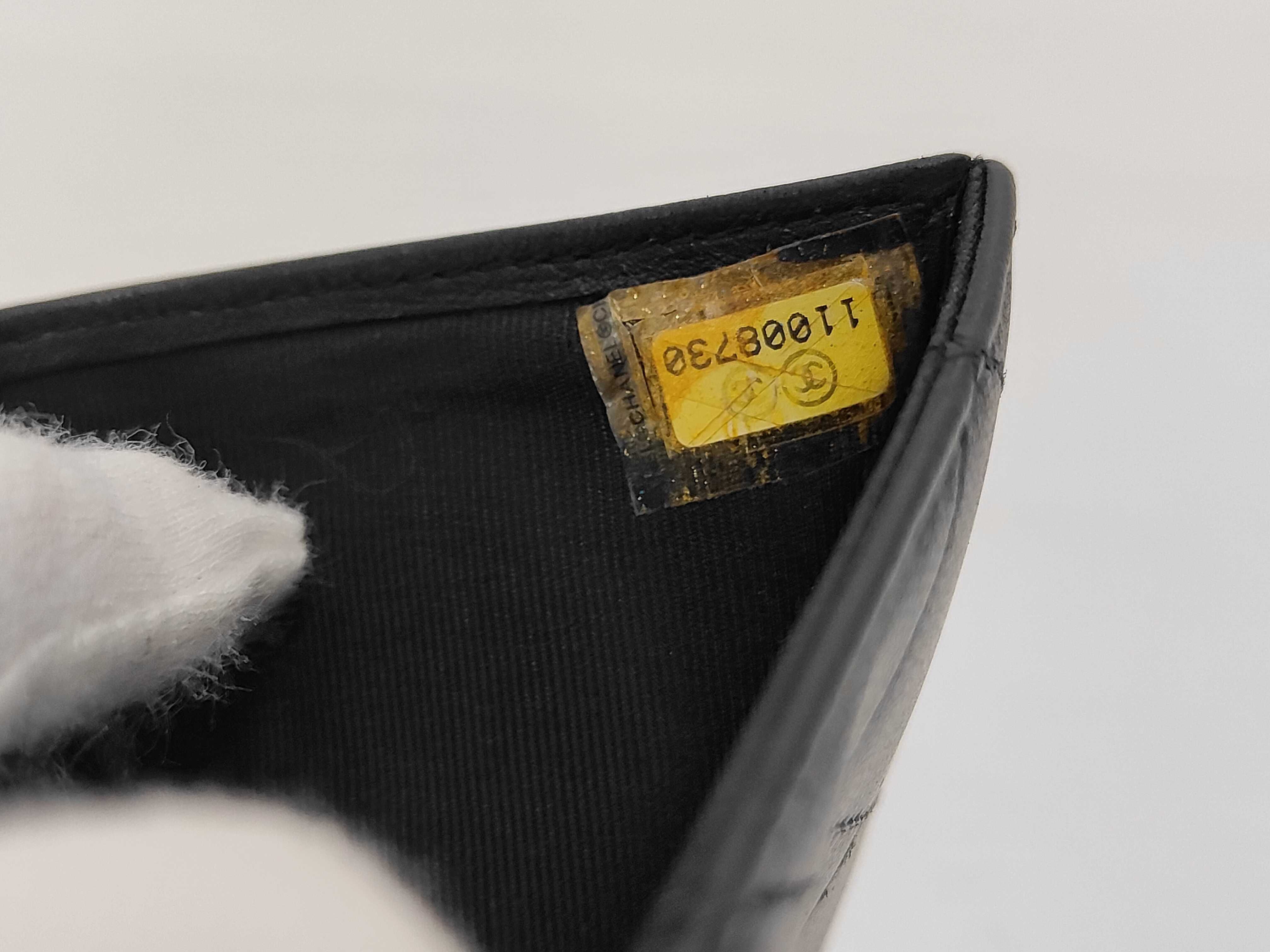 lambskin wallet with Coco Mark and double snap closure, with original seal. — view 10