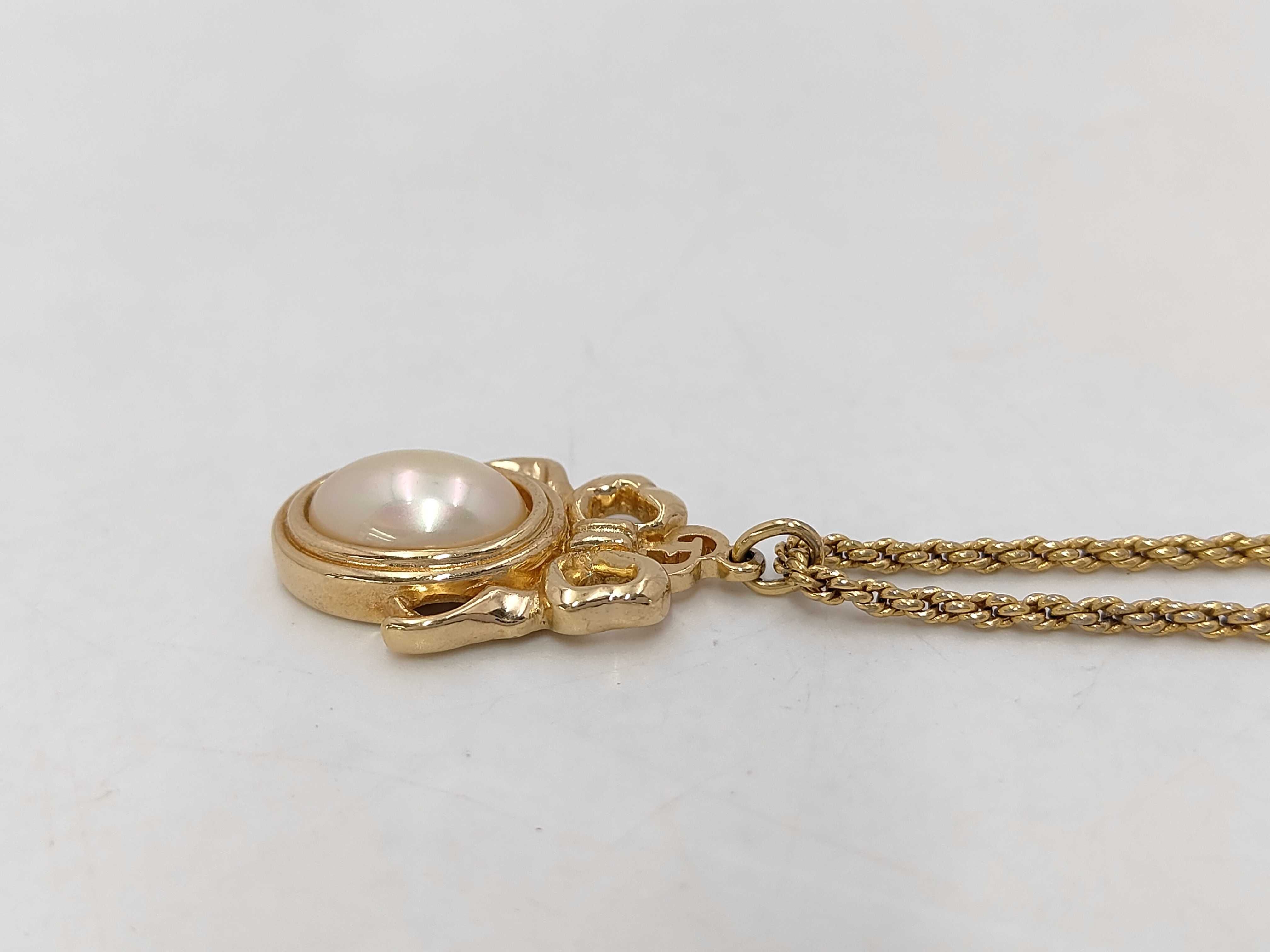 Pearl Ribbon Gold Necklace — view 3
