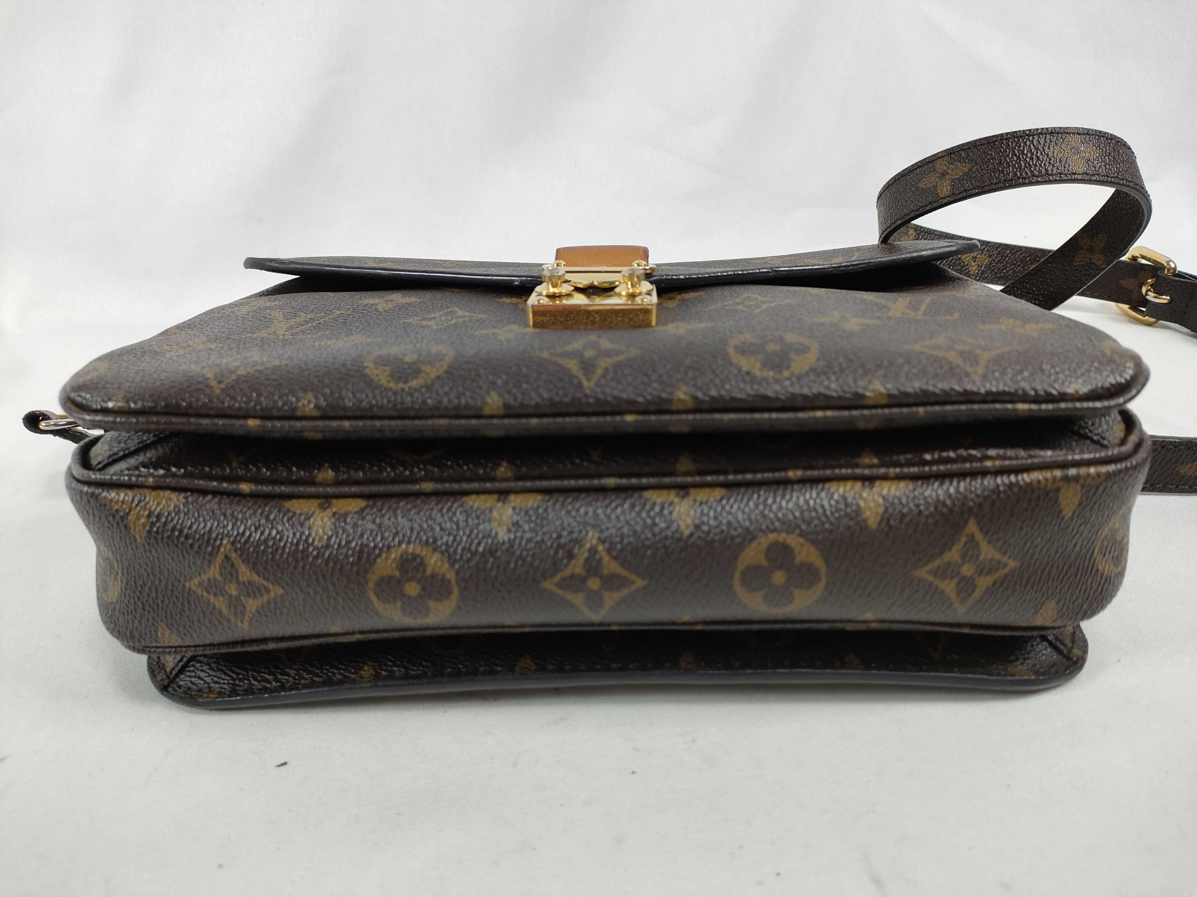 Monogram Pochette Metis MM Monogram Shoulder Bag Handbag — view 8