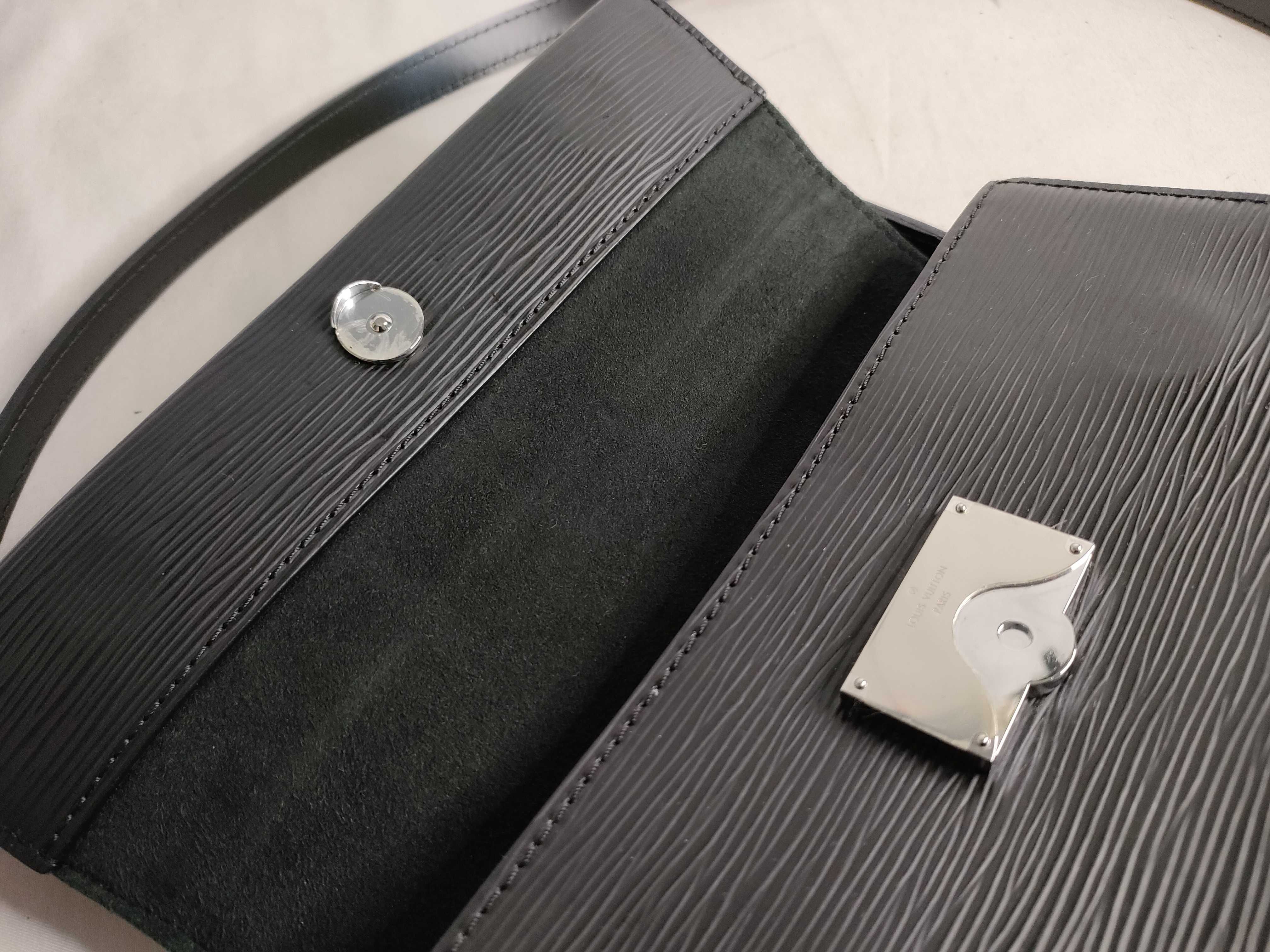 Epi Cluny M41312 Handbag — view 9