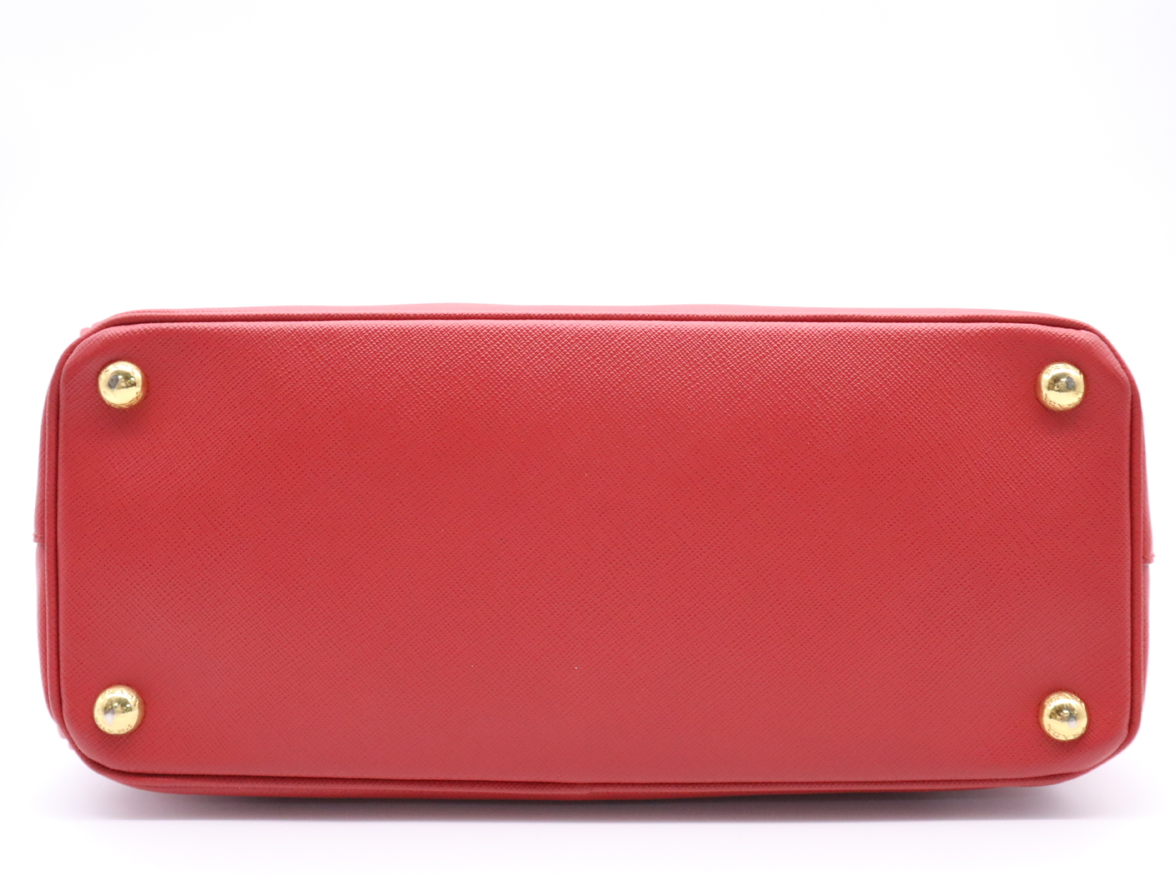 Leather Galleria Handbag, Red, Gold Hardware, with Shoulder Strap and Charm. — view 4