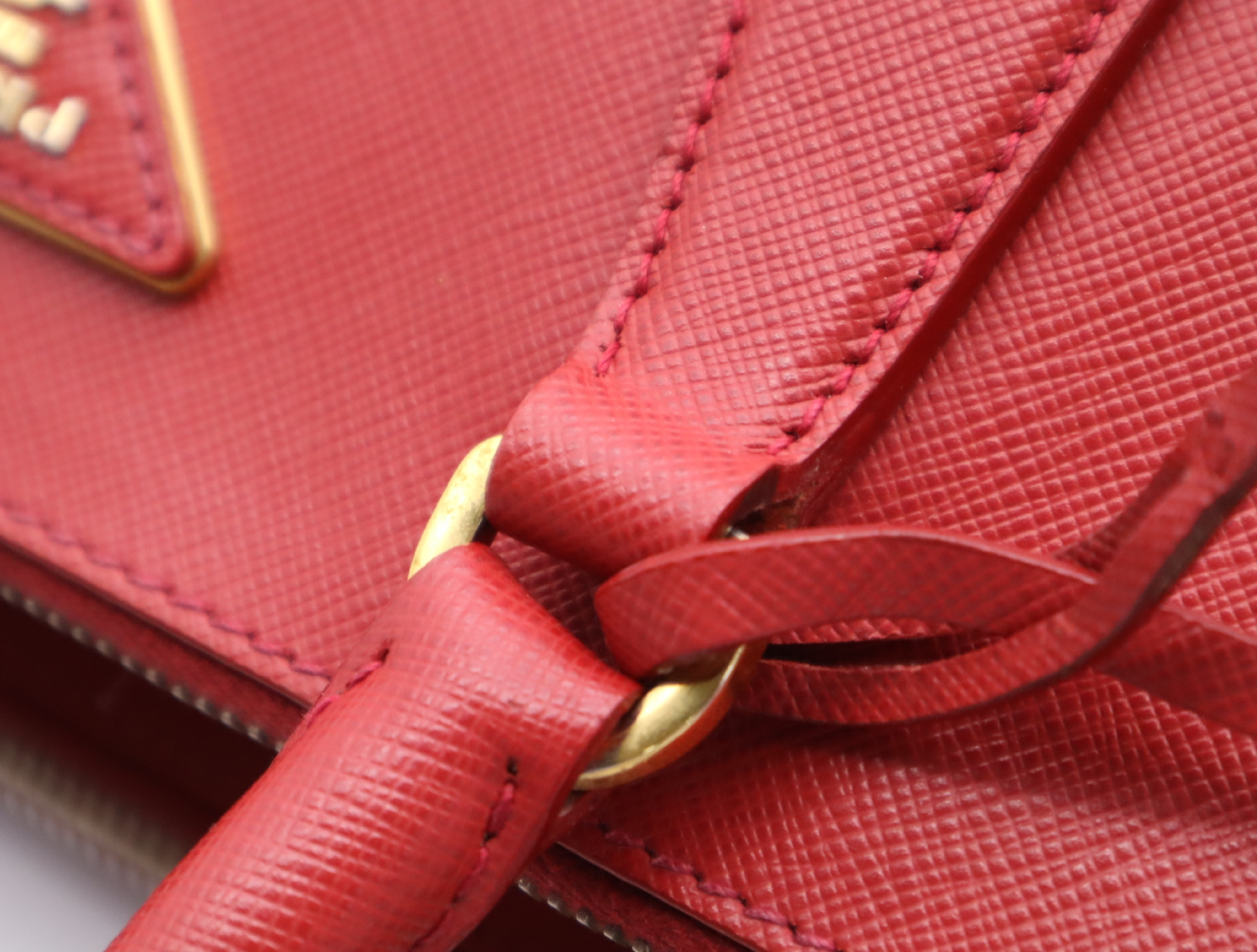 Leather Galleria Handbag, Red, Gold Hardware, with Shoulder Strap and Charm. — view 10