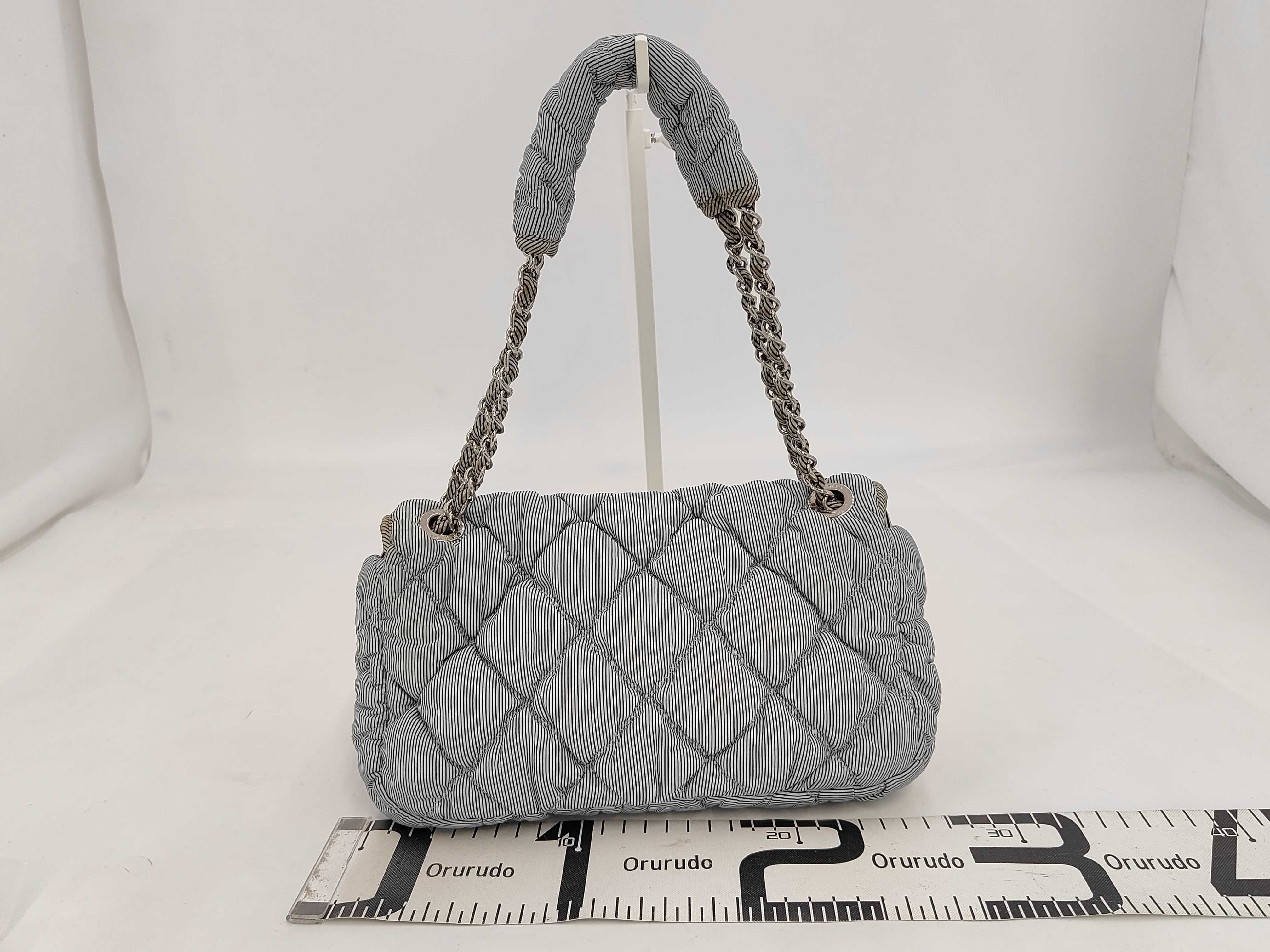 Bubble Quilted Bag Handbag — view 2