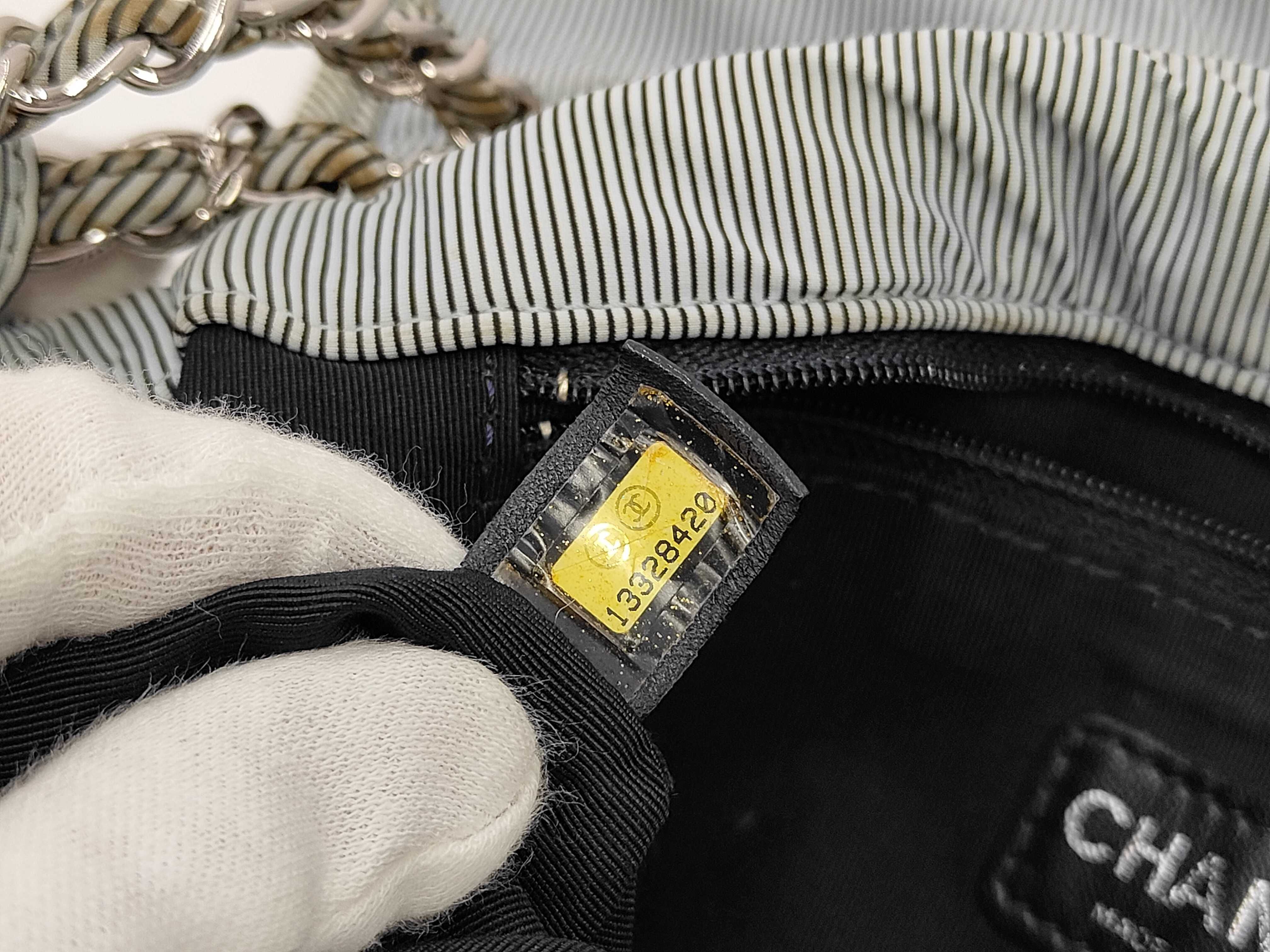Bubble Quilted Bag Handbag — view 12