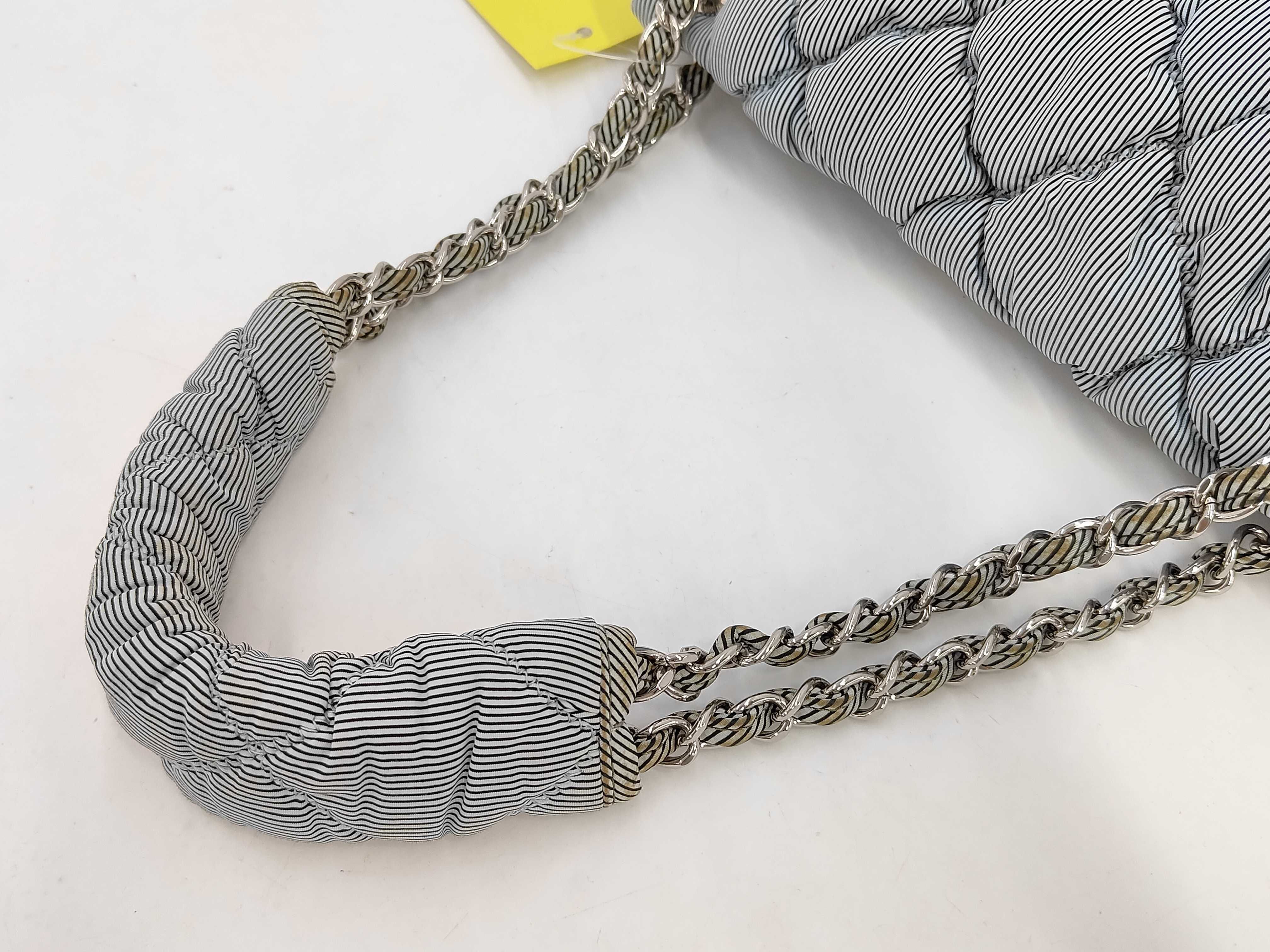 Bubble Quilted Bag Handbag — view 3