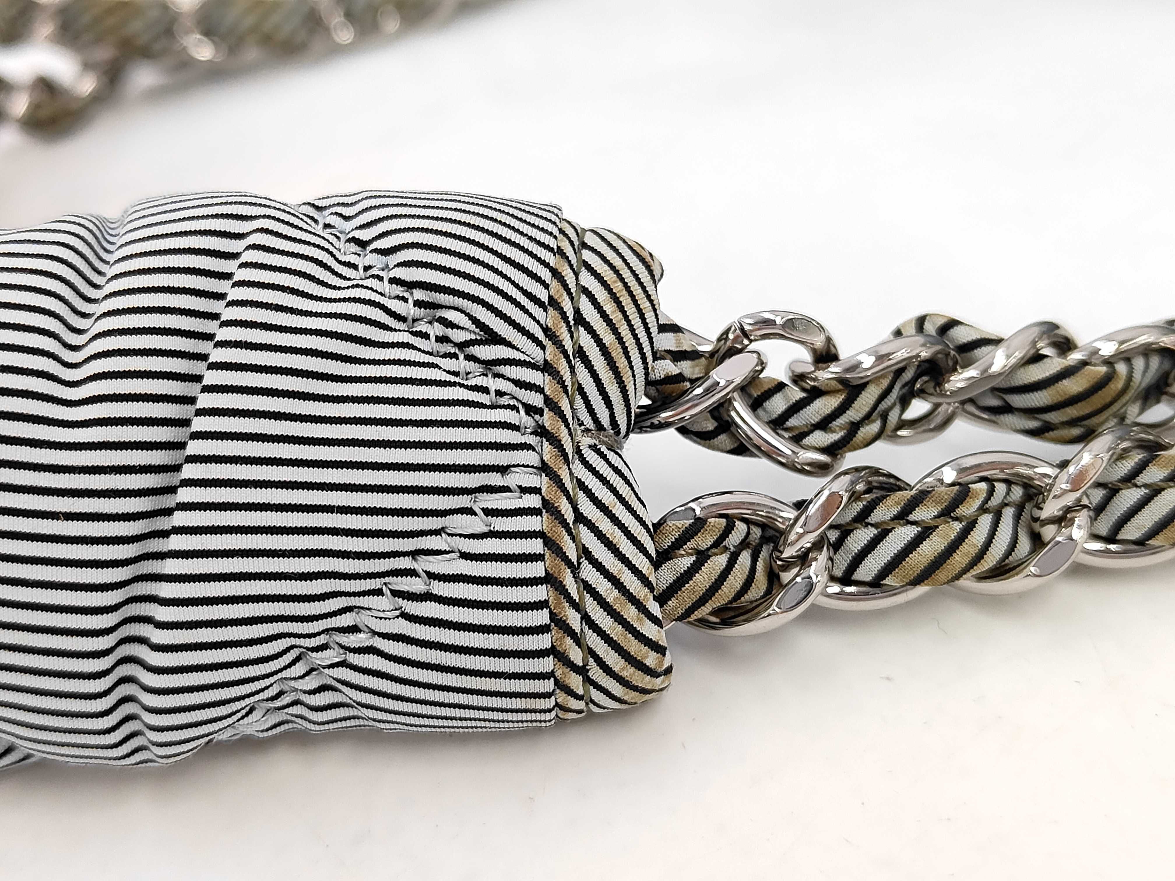 Bubble Quilted Bag Handbag — view 4