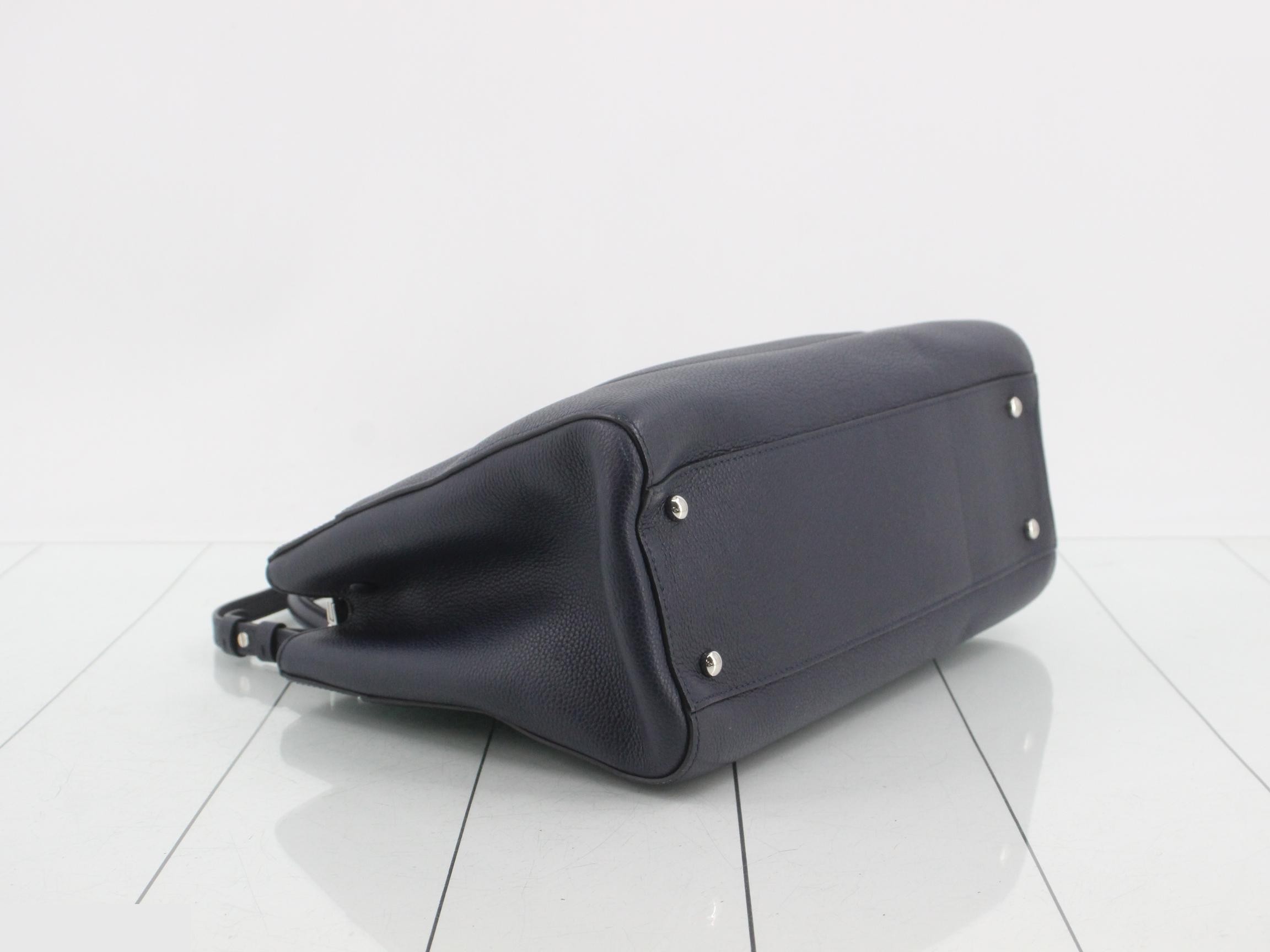 Neo Executive Tote Leather 2-Way Shoulder/Handbag Navy — view 5