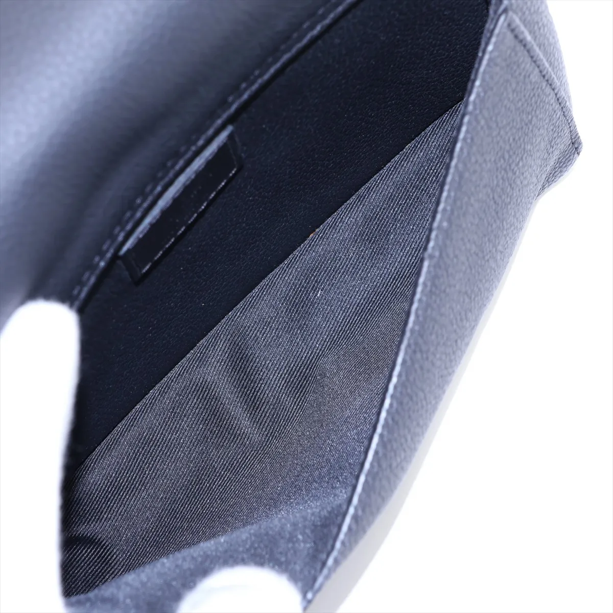 LV Aerogram Takeoff Sling M57081 Black (RFID detected) — view 6
