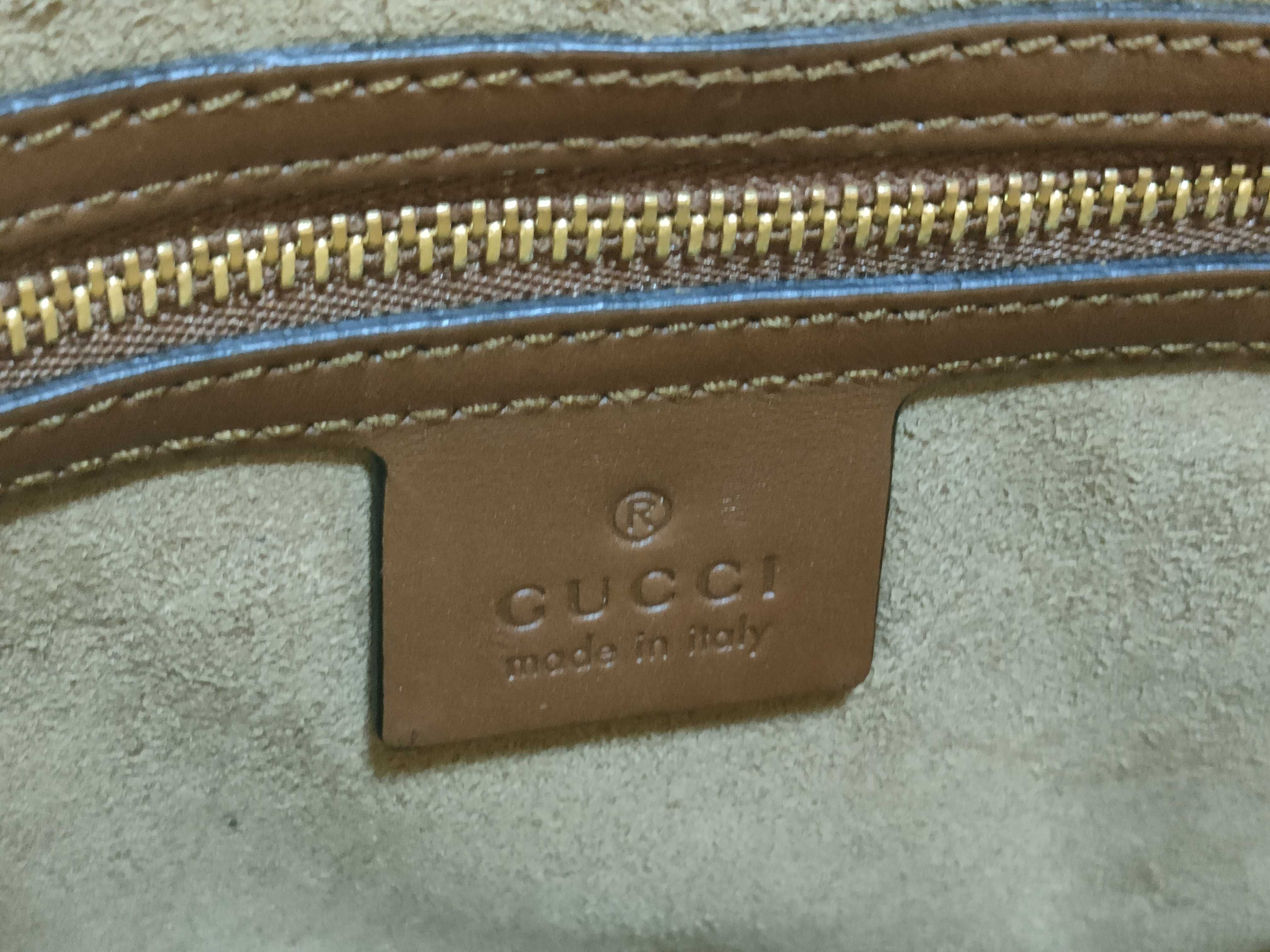 GG Supreme 2-Way Handbag — view 13