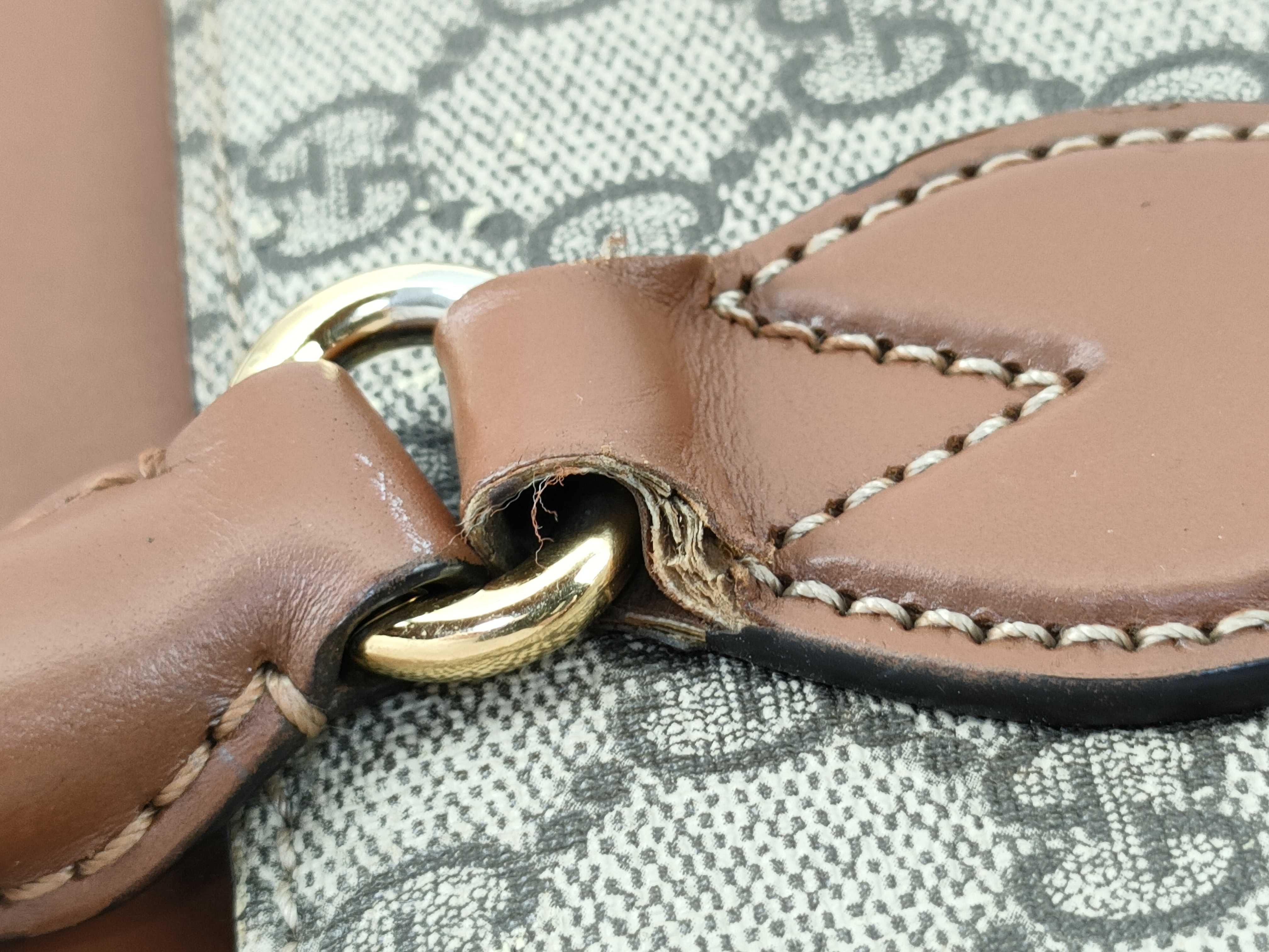 GG Supreme 2-Way Handbag — view 5