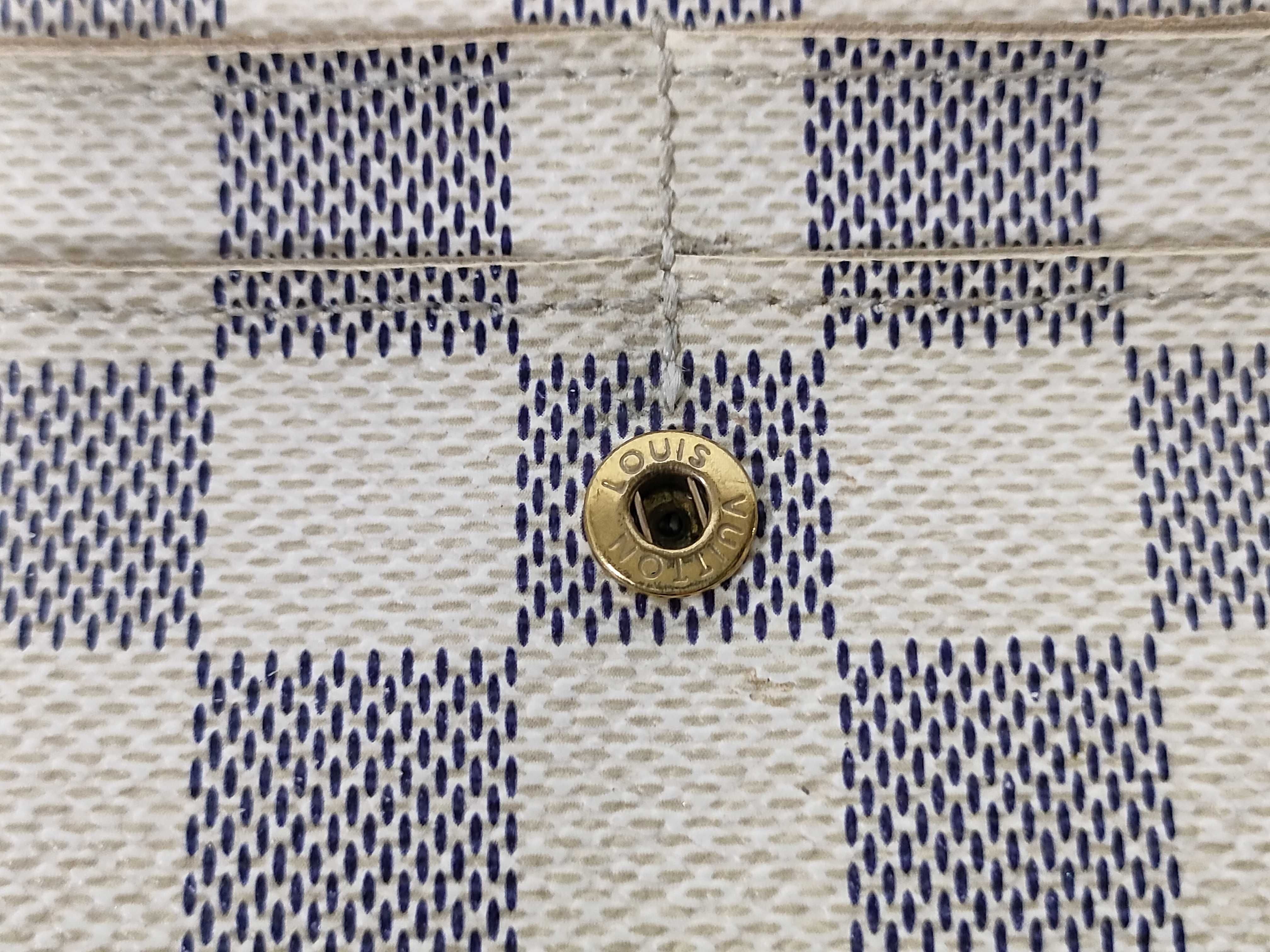 Damier Azur Portefeuille Sarah Wallet — view 9